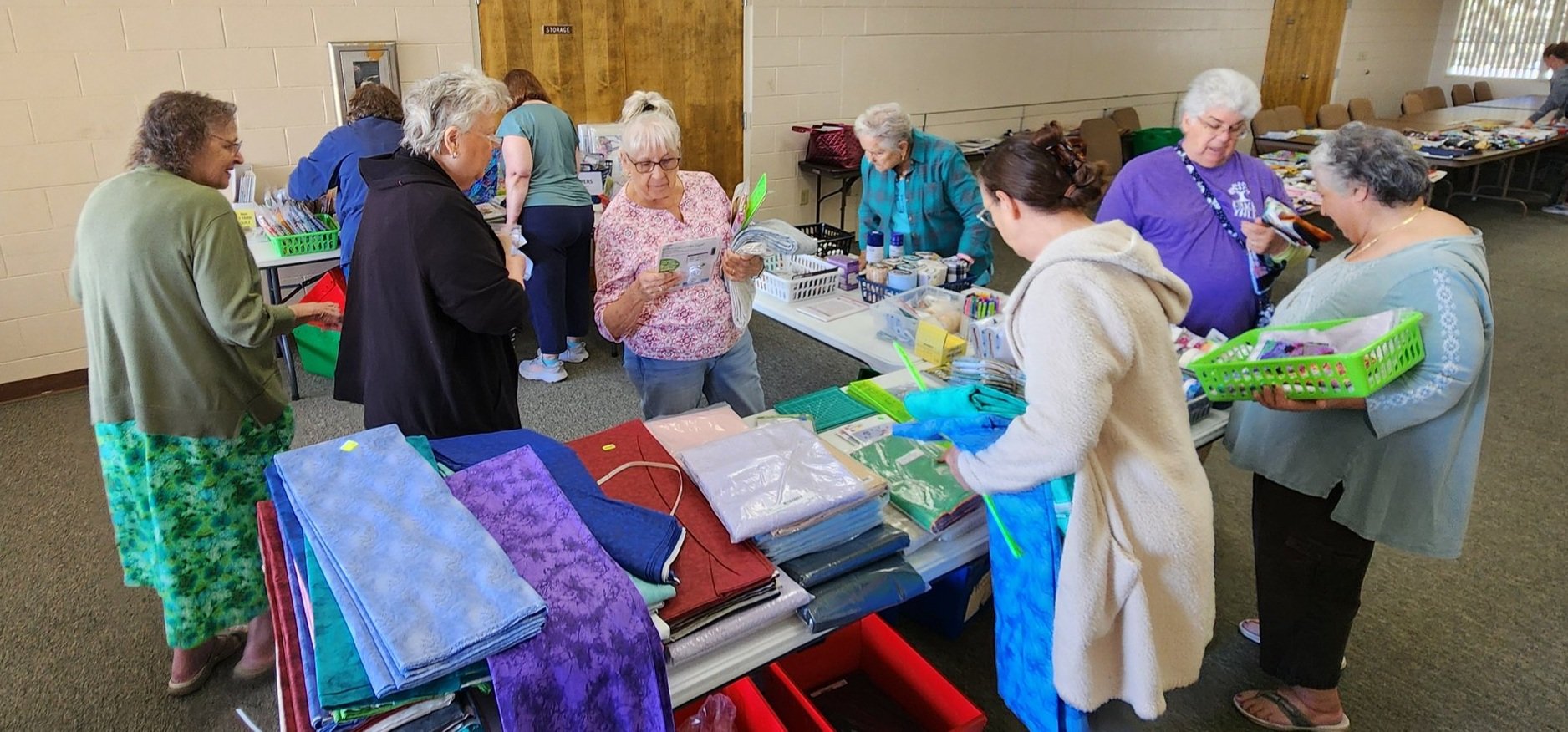 Did you know that Quilted Twins does POP  UPs and we go to Guild Meetings
