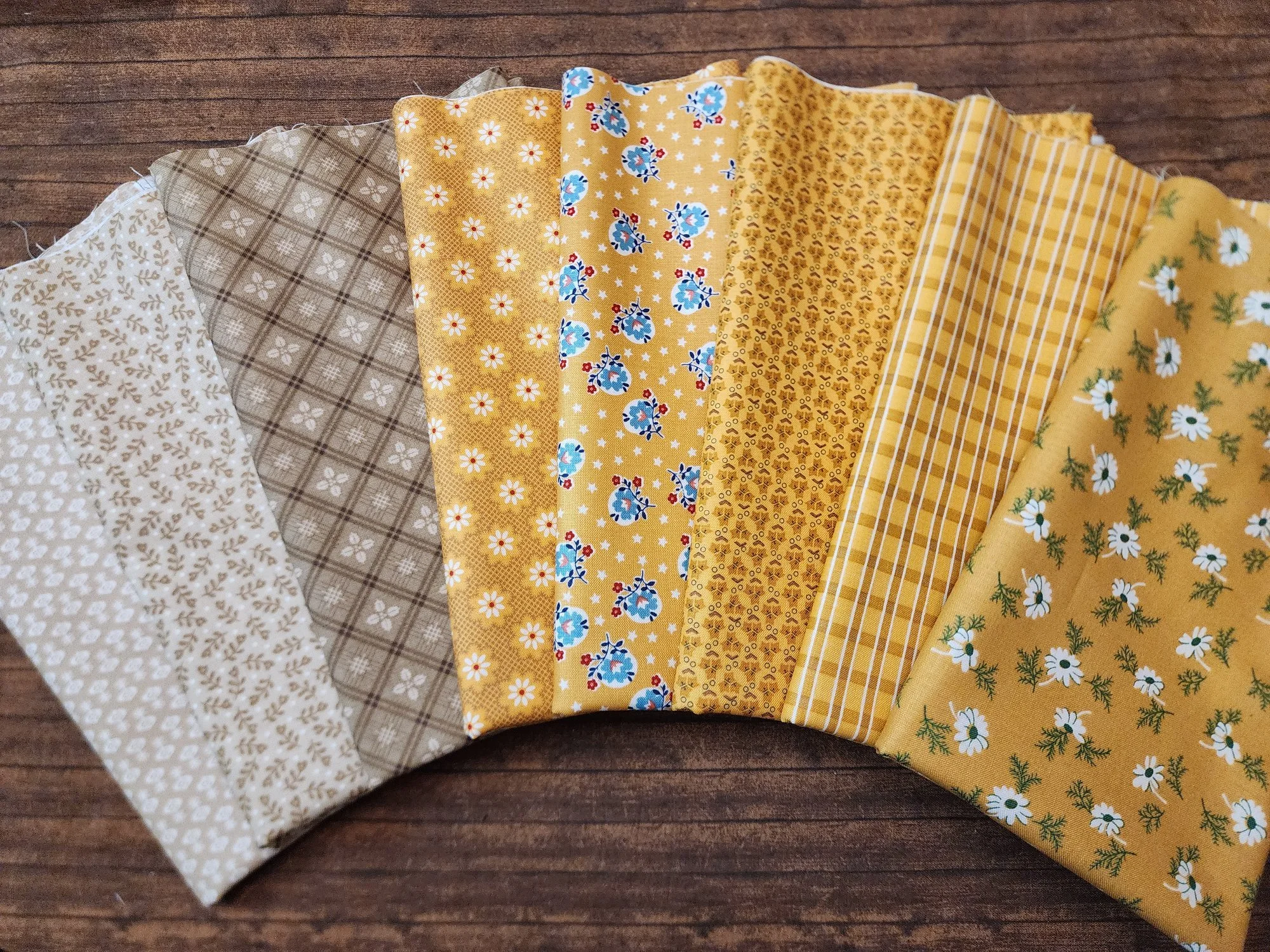 Hometown Holidays yellows/marigolds -8 pc - $48