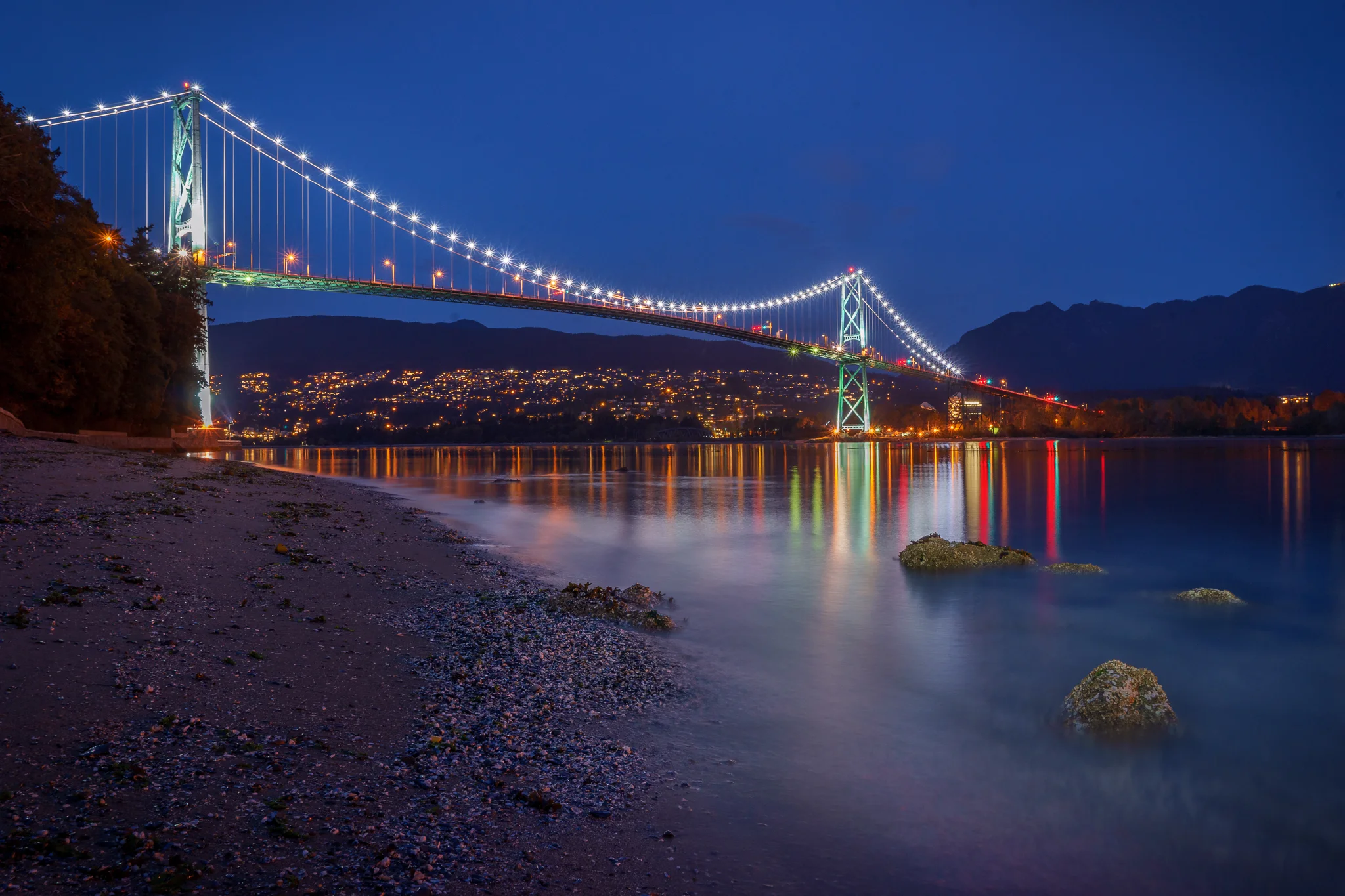 Blue Hour Lionsgate Bridage