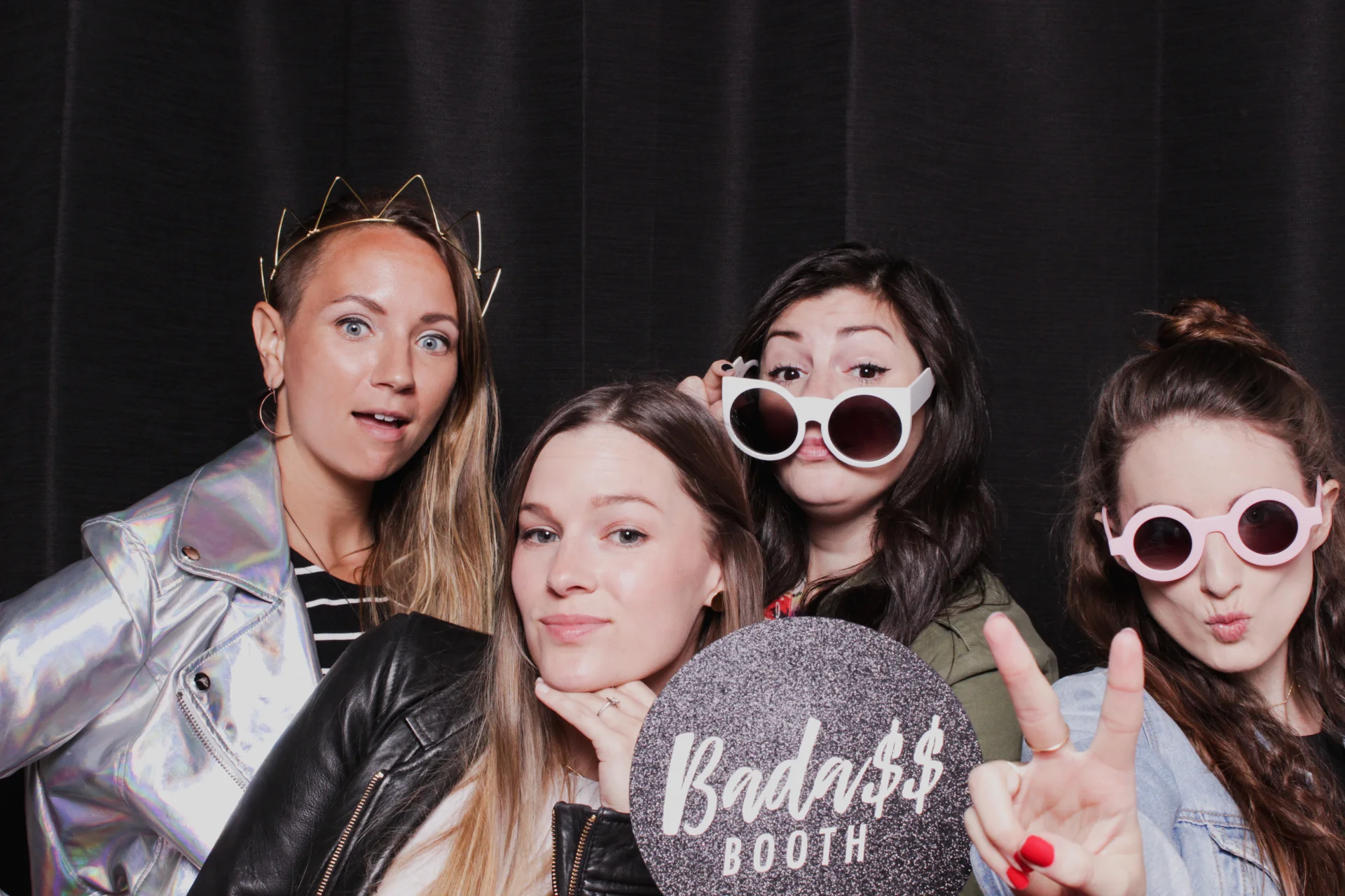 brunch market photobooth