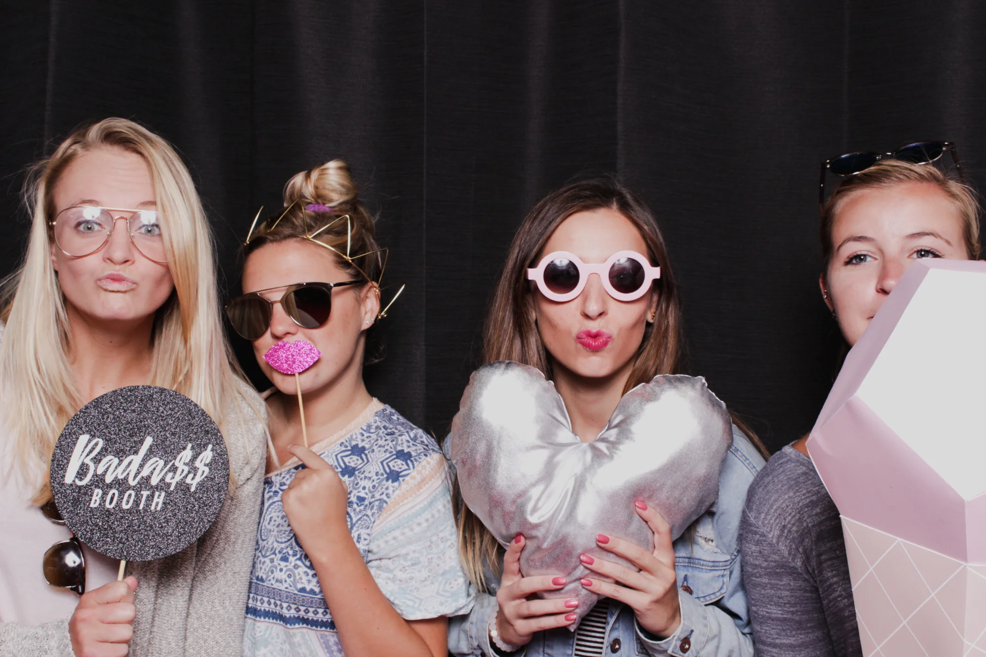 brunch market photobooth