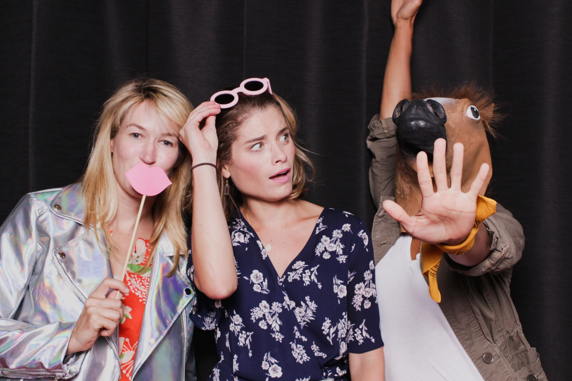 brunch market photobooth