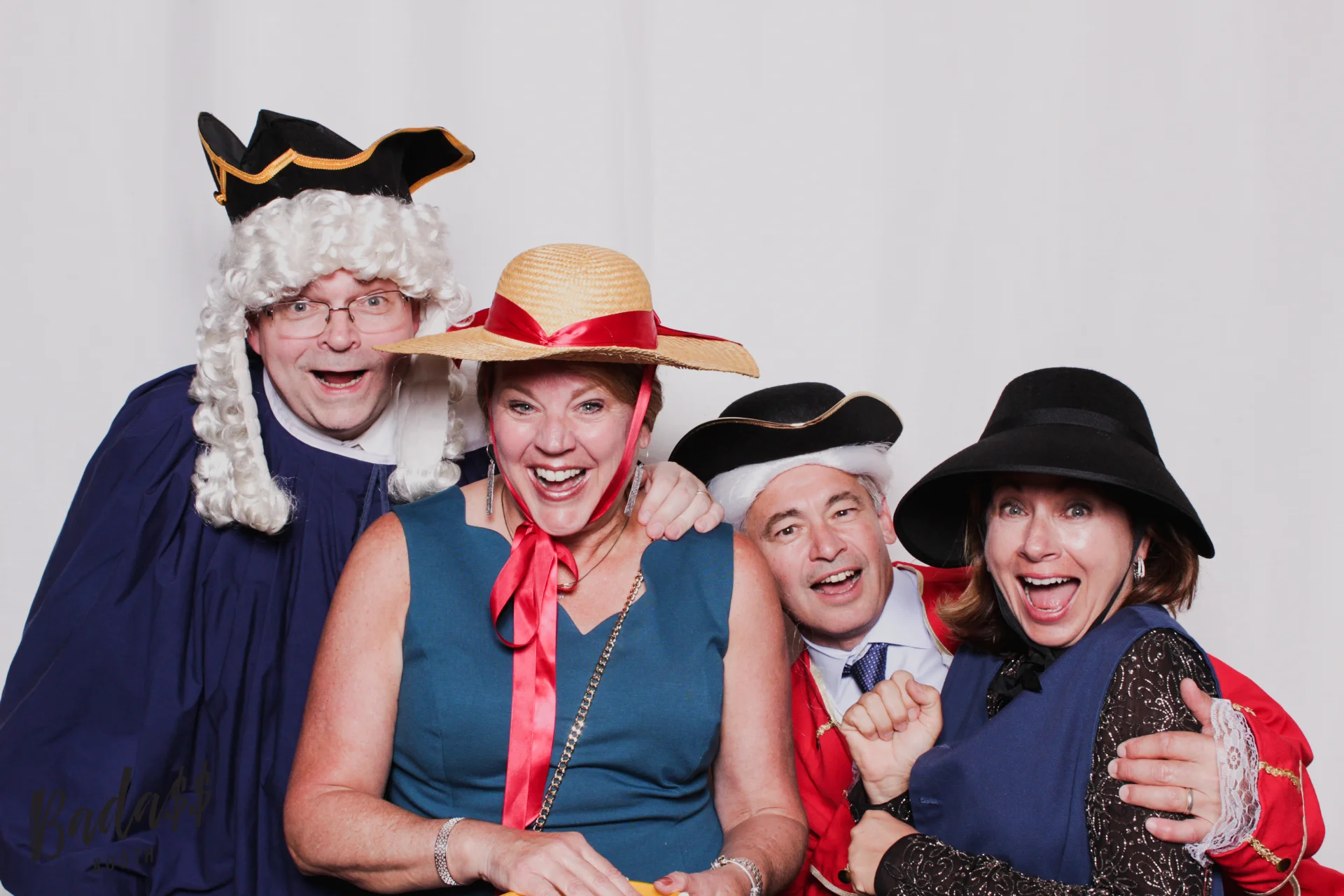 Williamsburg Lodge wedding photobooth