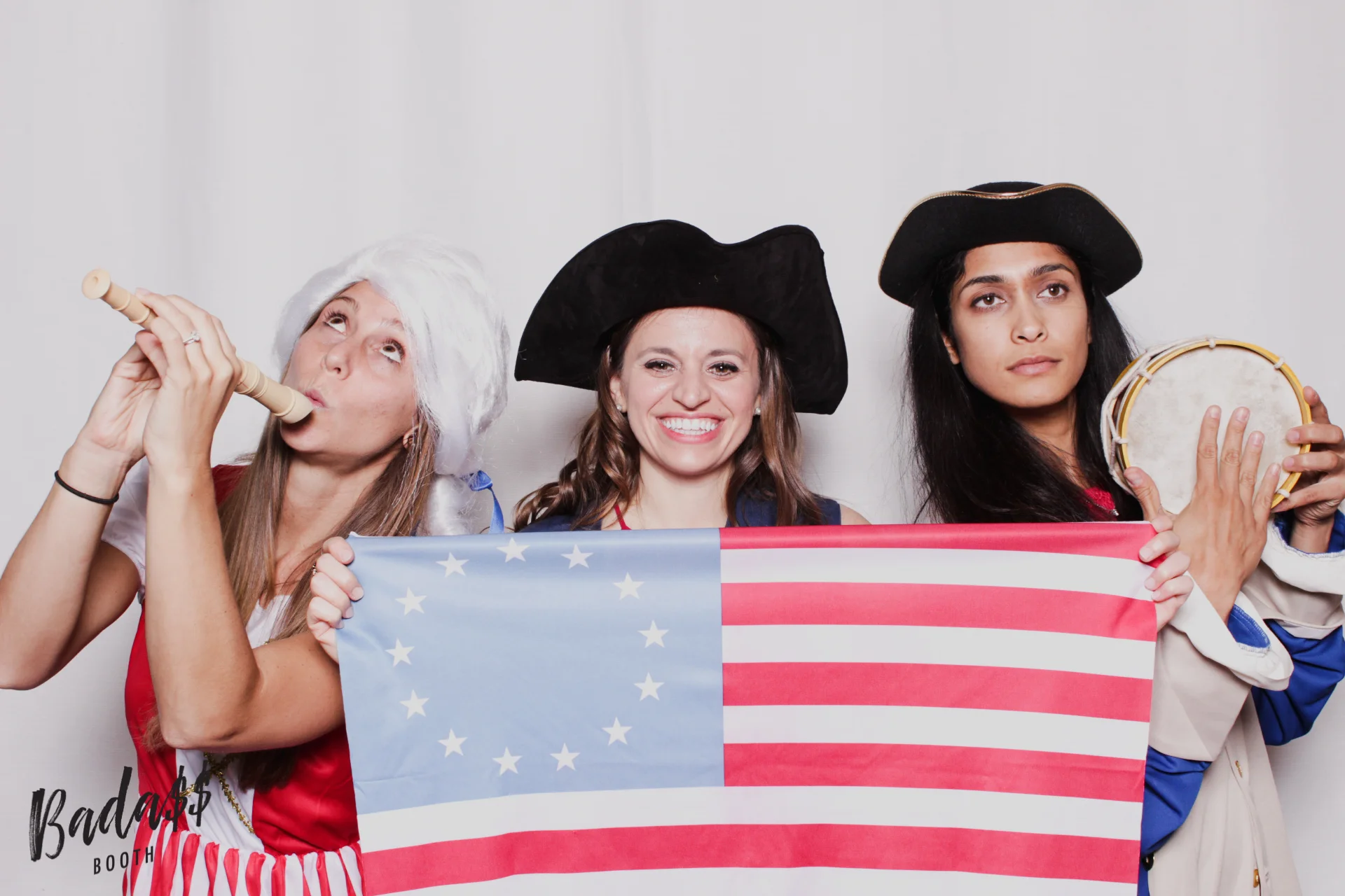 Williamsburg Lodge wedding photobooth