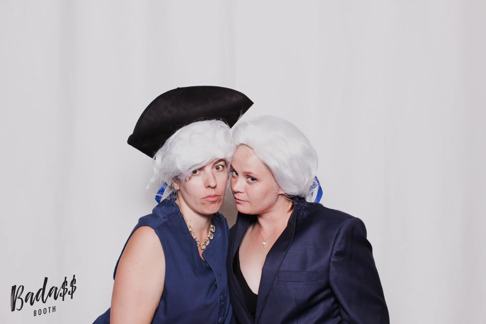 Williamsburg Lodge wedding photobooth