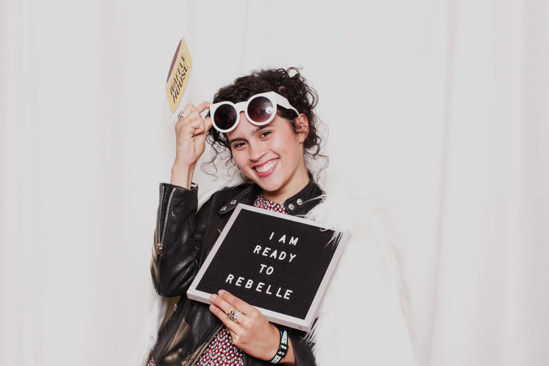 Rebelle Con