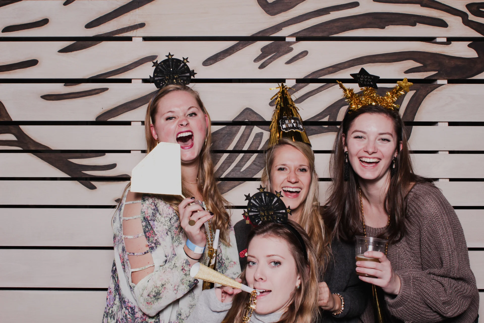 theveilnewyearseve-53.jpg