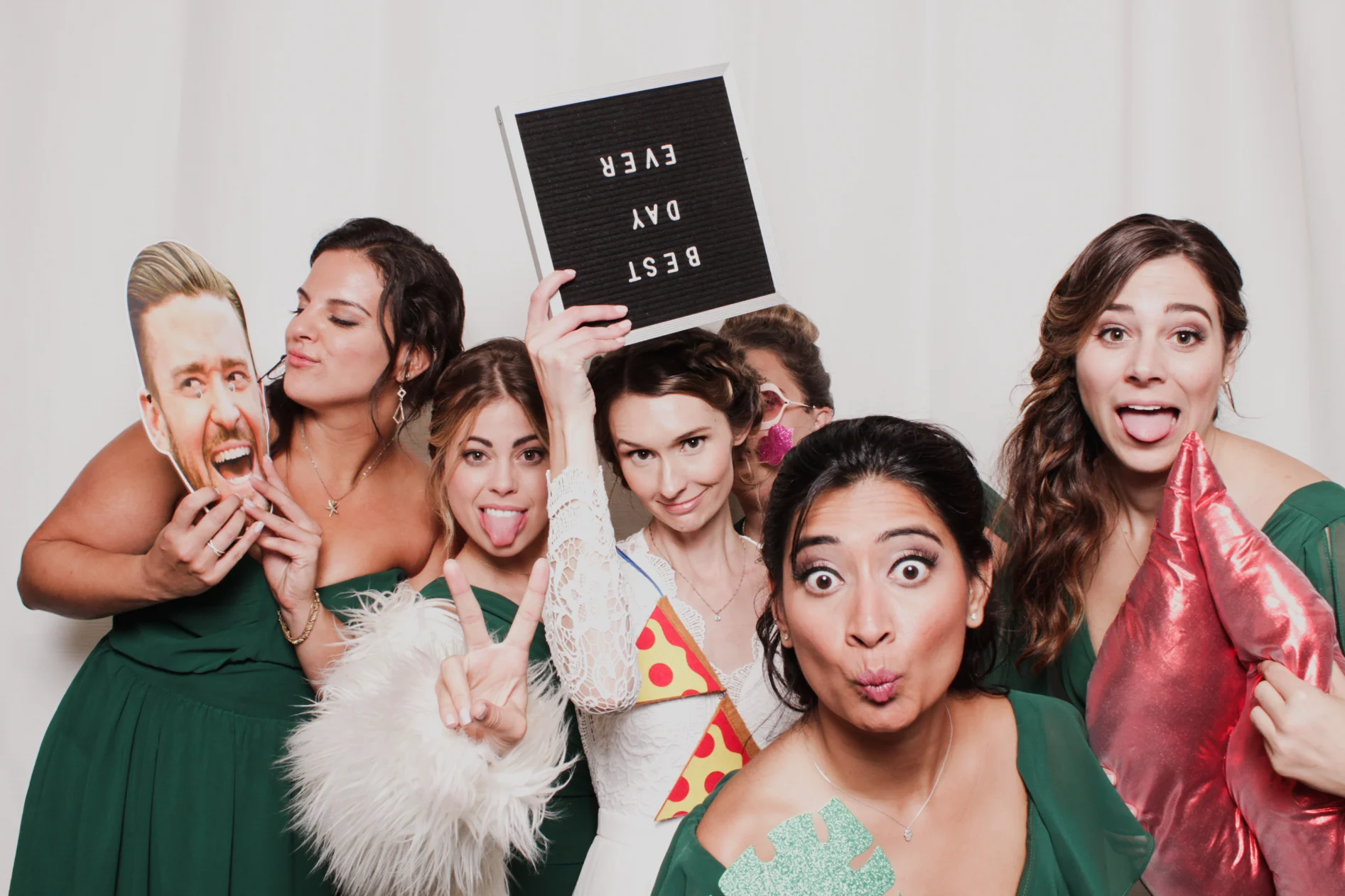 photo booth for wedding