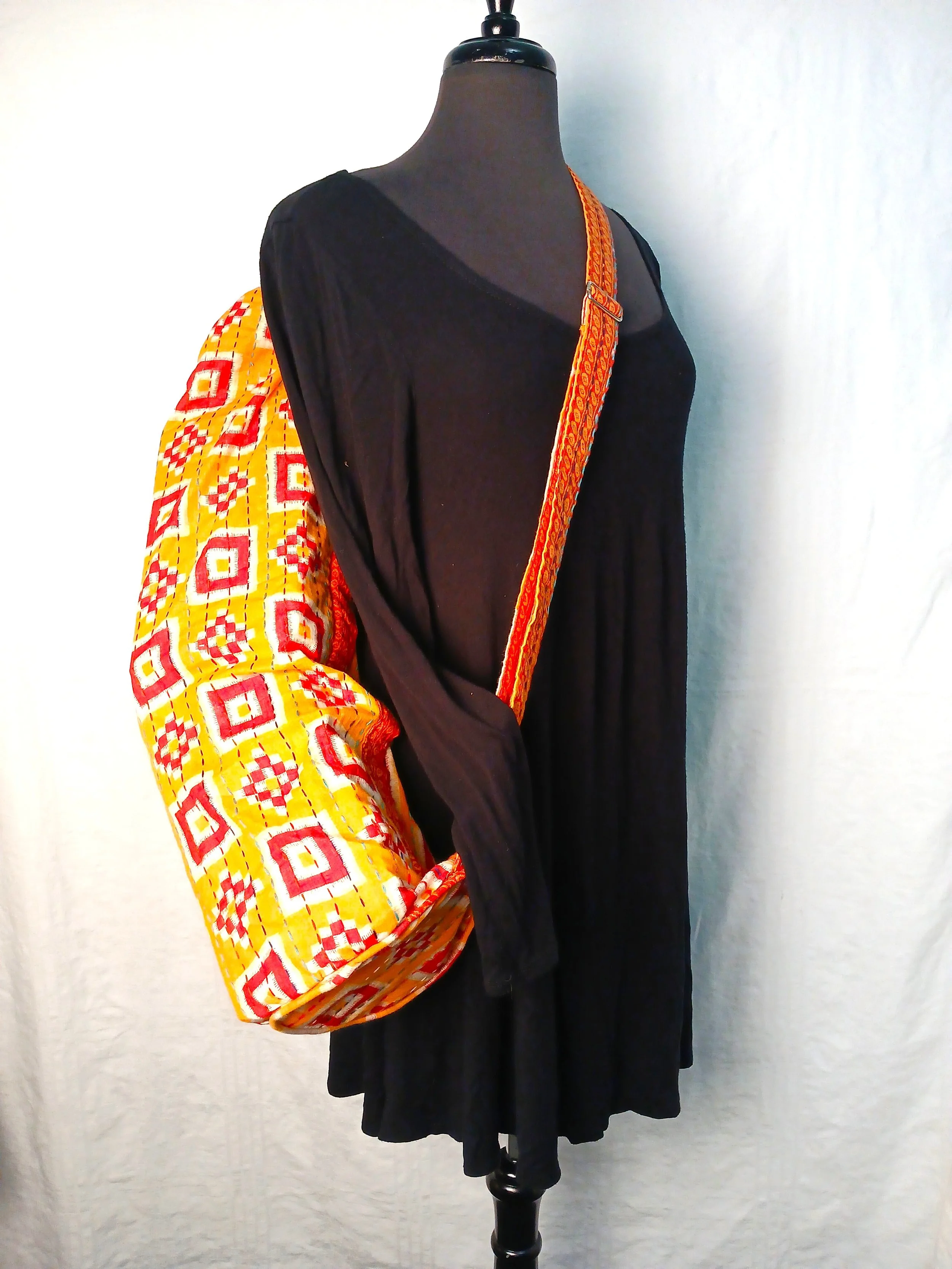 Kantha Stitched Yoga Mat Bag - Bangladesh