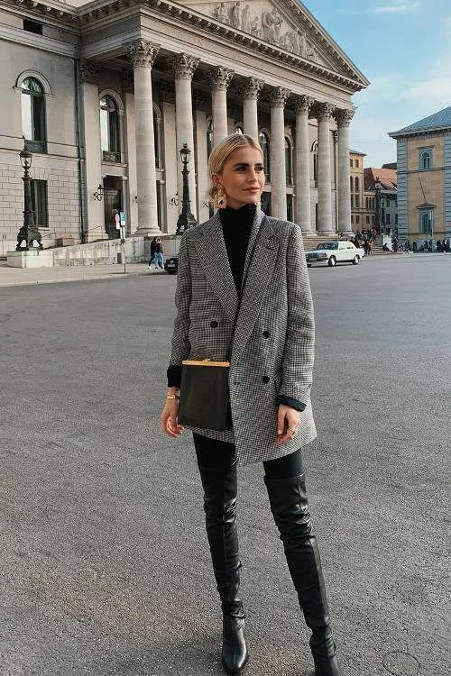  What to Wear to Holiday Parties 