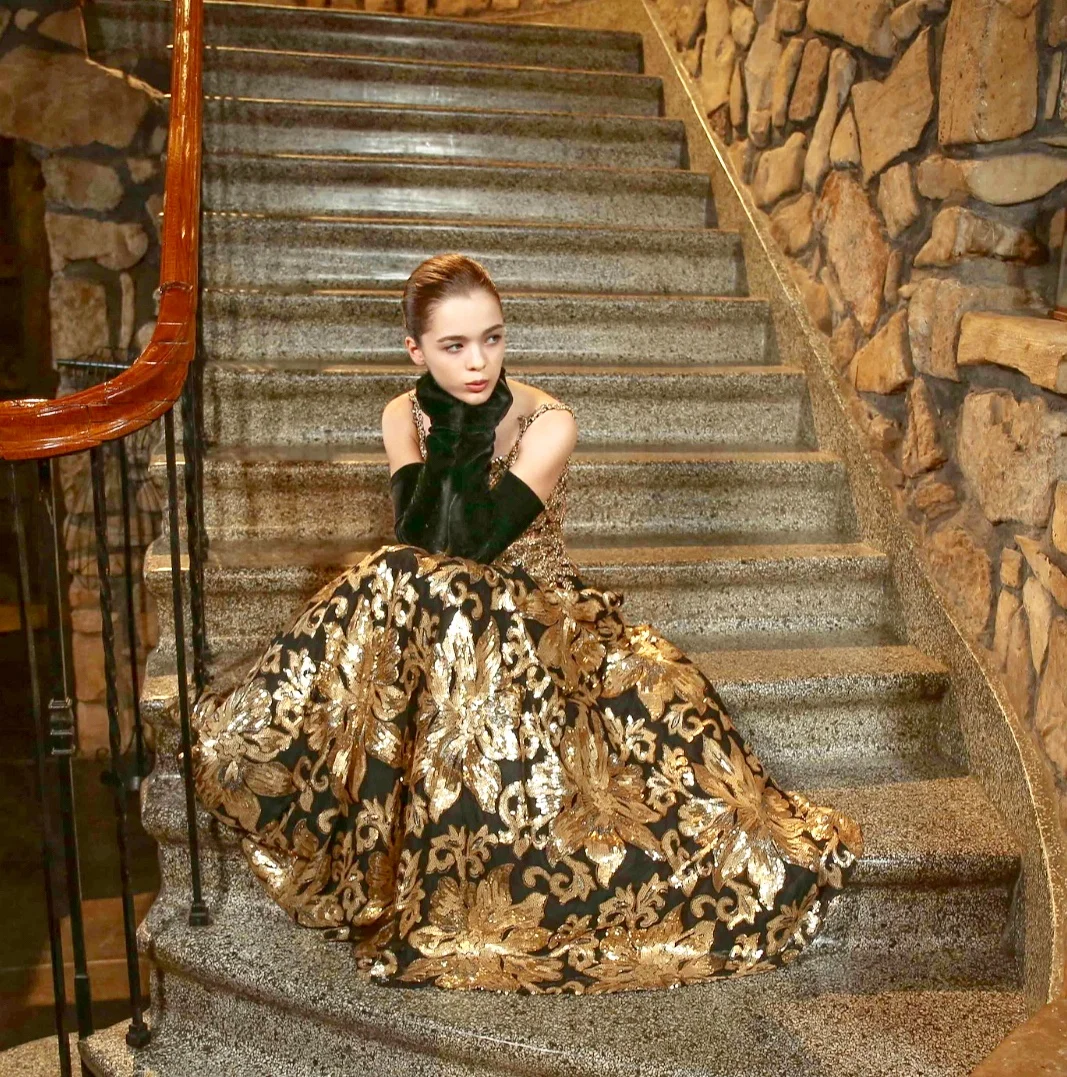 Style Your Threads Styles 14 year old opera star Eva Mayor!