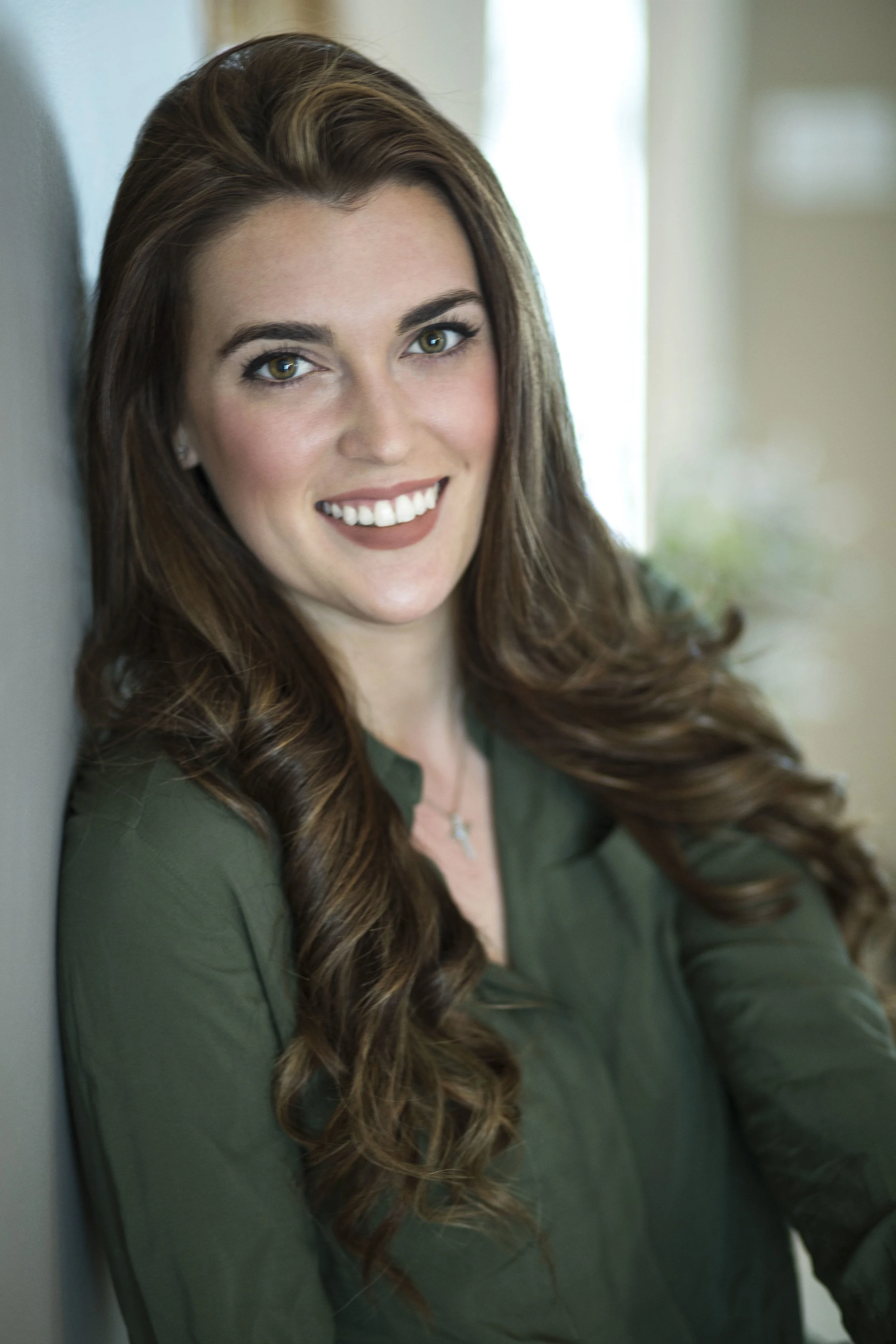 Lyss_headshot#1.jpg
