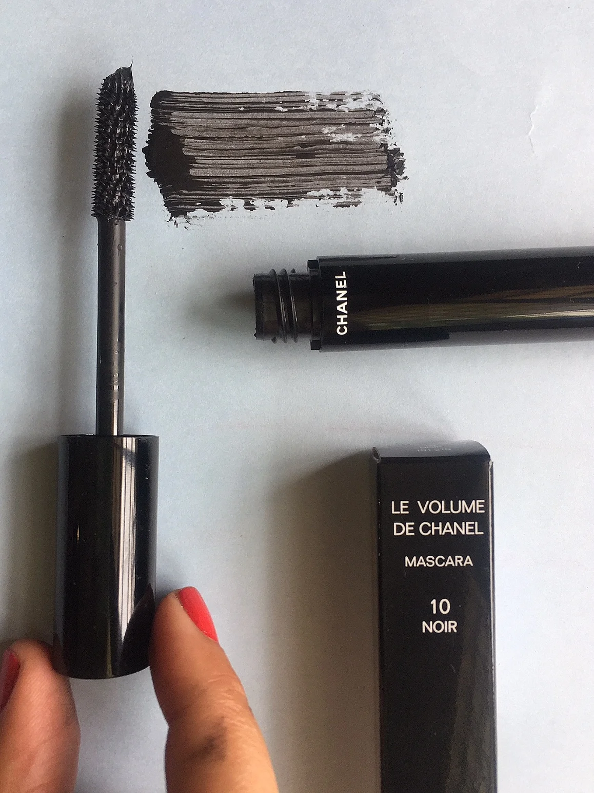 Big fat lashes with Le Volume De Chanel
