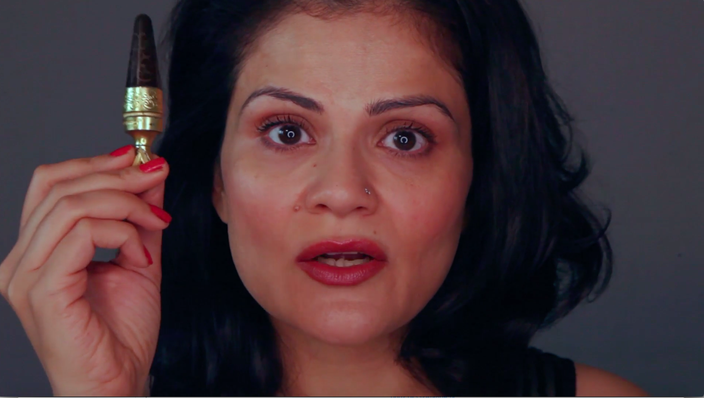 How to apply powder kohl