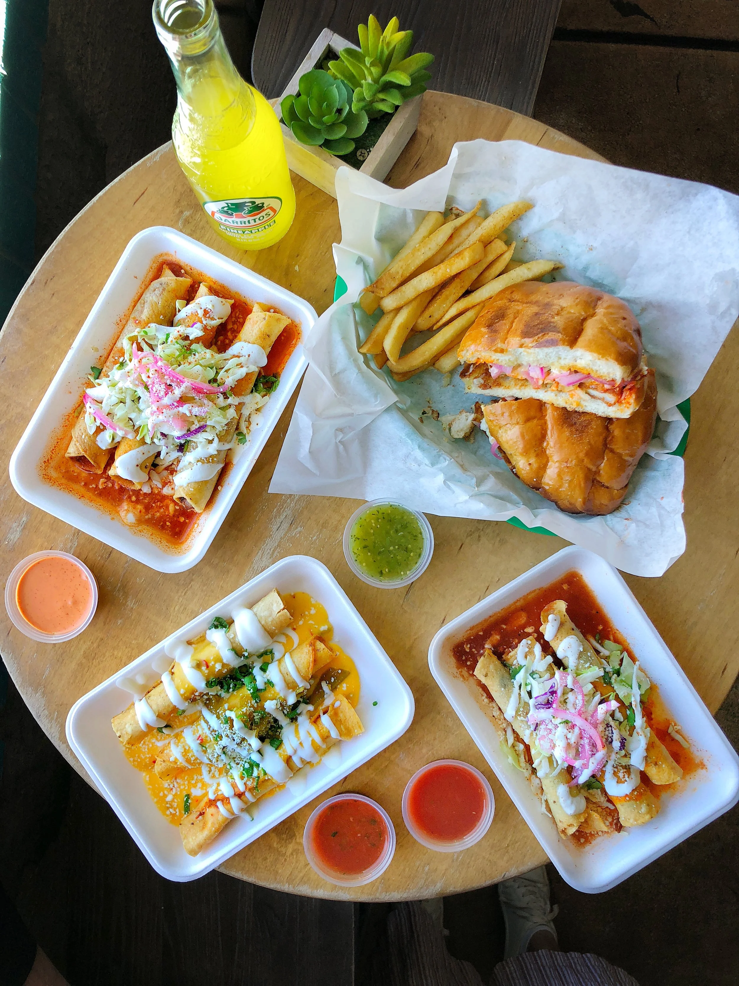  Rollies Mexican Patio 