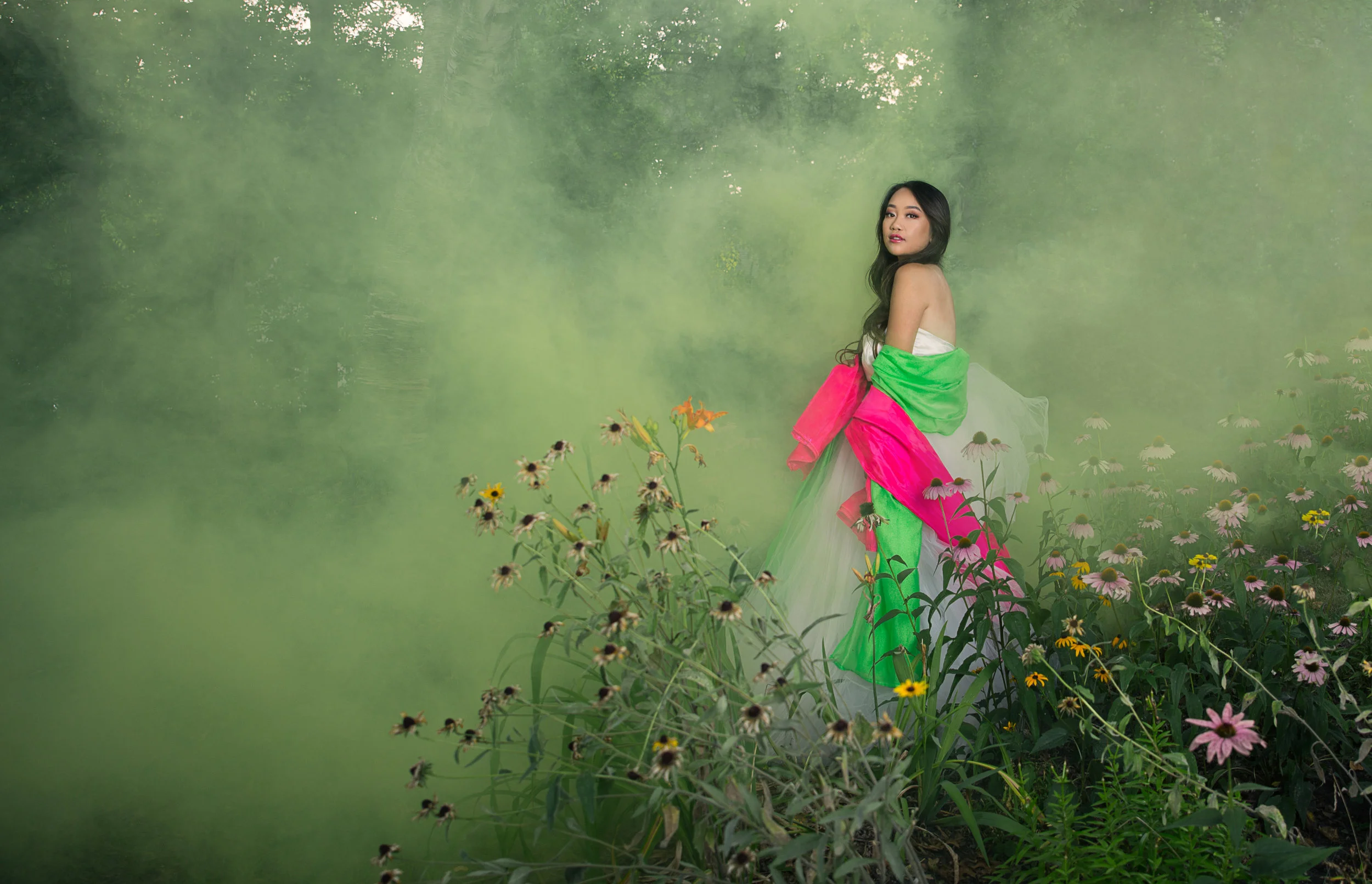 Model: Melanie Xiong MUA: Savanah Tsang Photographer: Katherina Vang Assistant: Sayha Theng
