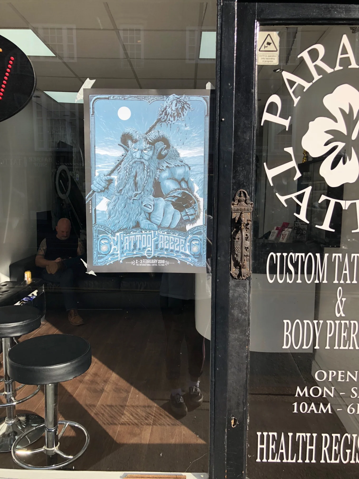 Eloise Maxiime, Paradise Tattoo