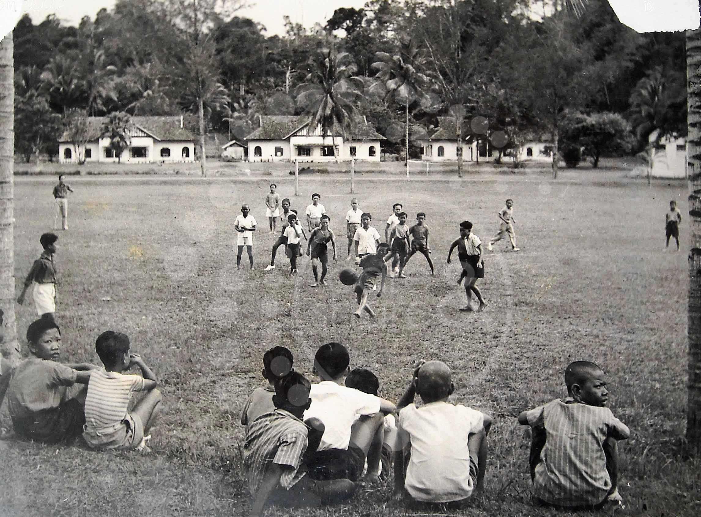 The boys play games such as football and hockey. (photo courtesy of Lai Fook Hin)