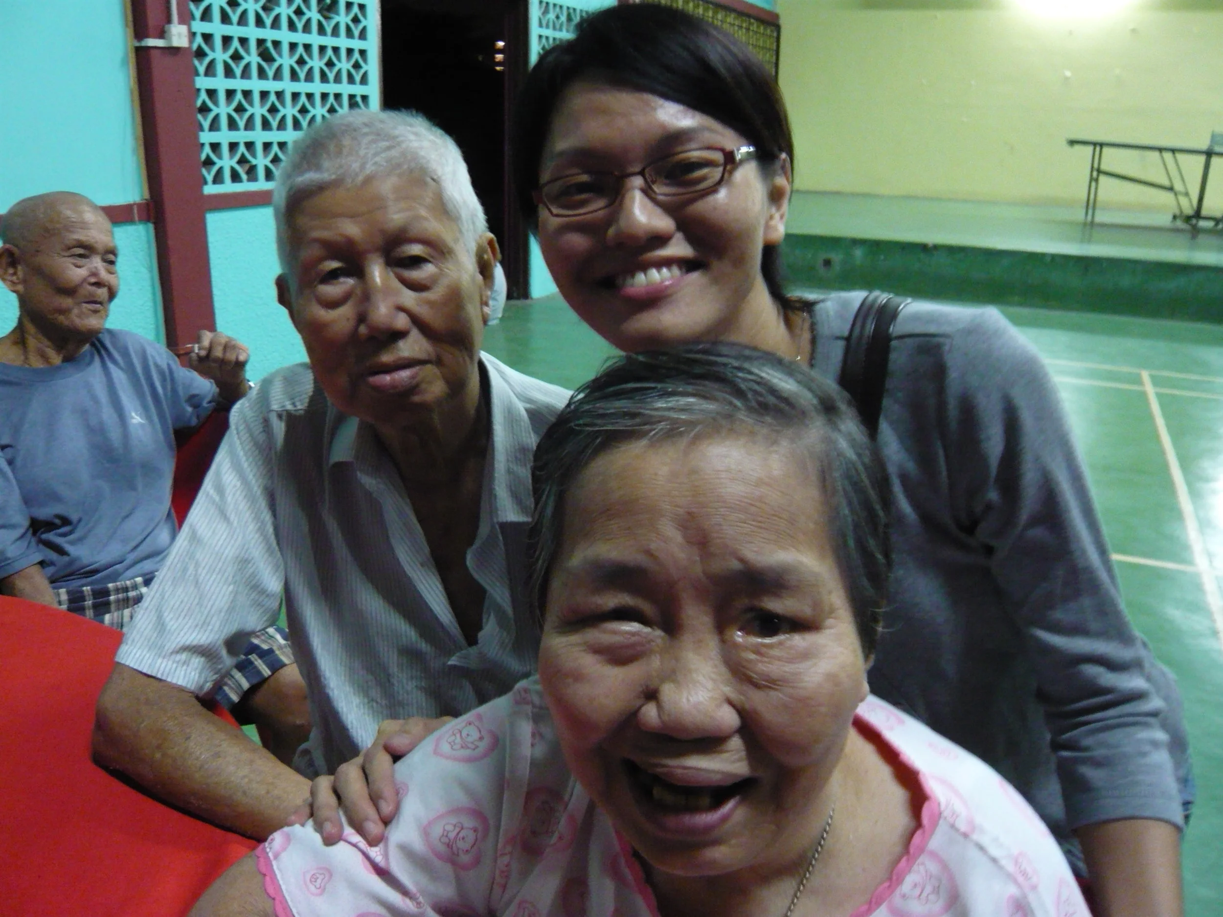 Photo taken in 2009 of the loving couple and Tan Ean Nee. (photo by Joshua Wong)