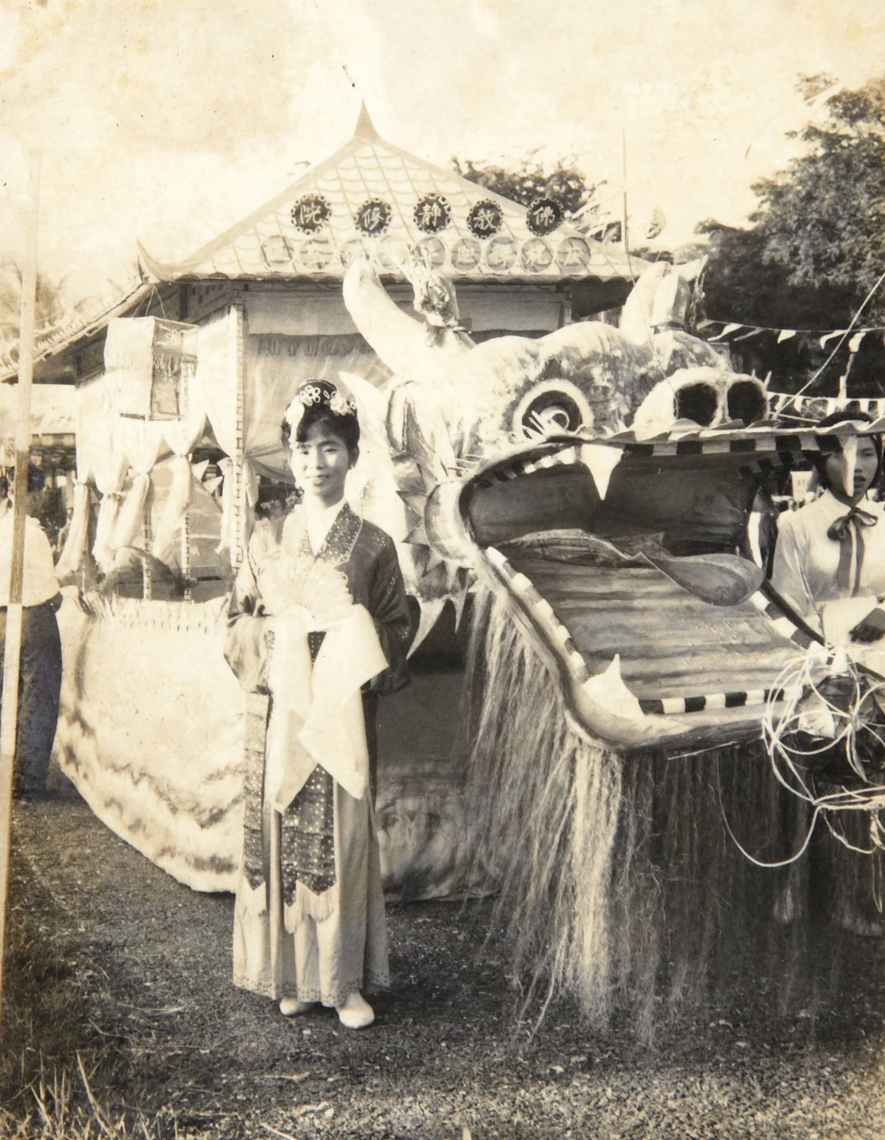 From the float's decoration and design, one can see the creativity of the residents. (photo courtesy of Law Seng Hoa)