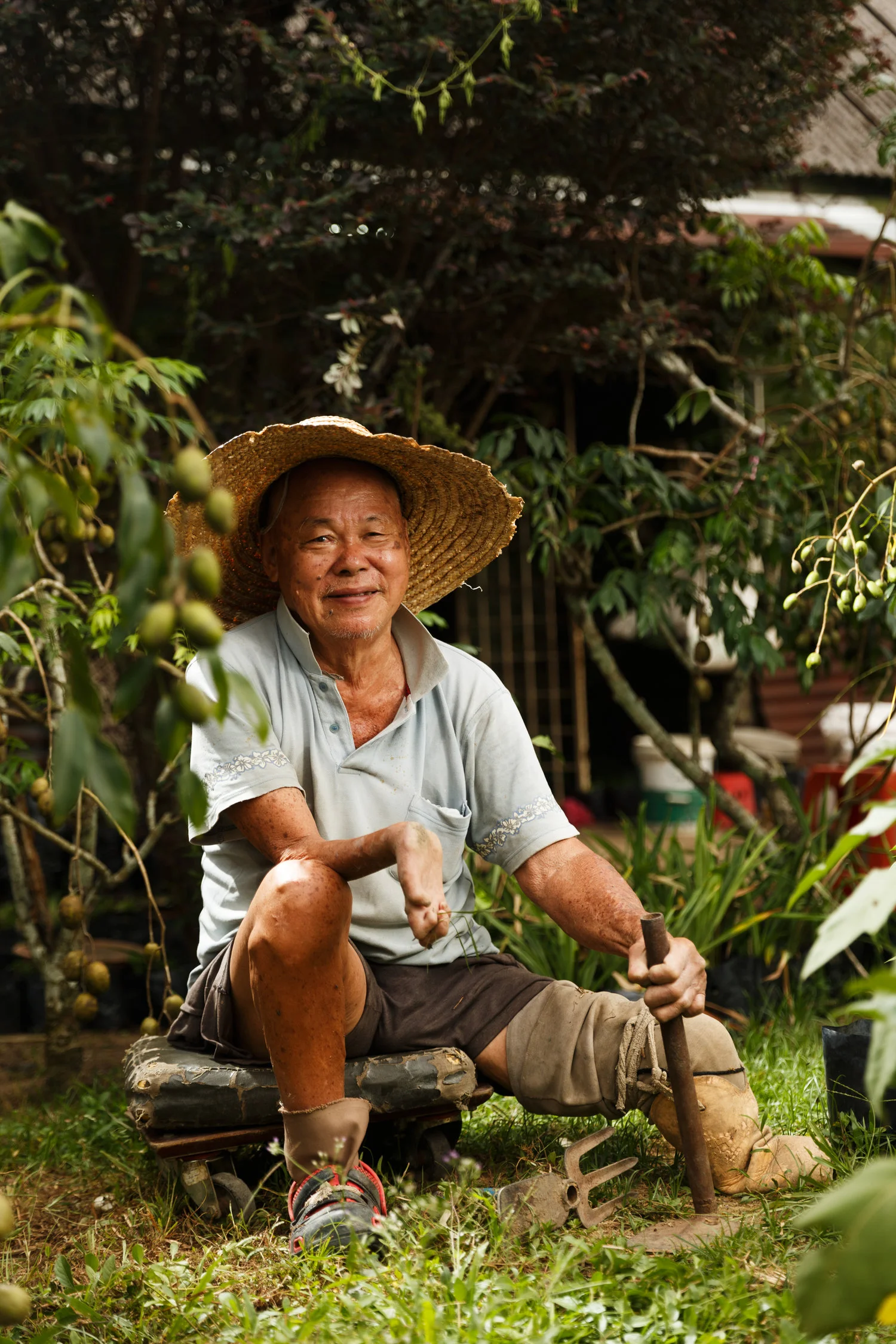 An ever ready smile for everyone who visits him. (photo by Mango Loke)