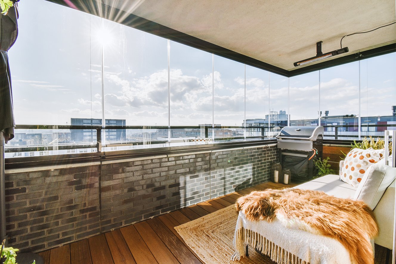 giyotin-cam-balkon