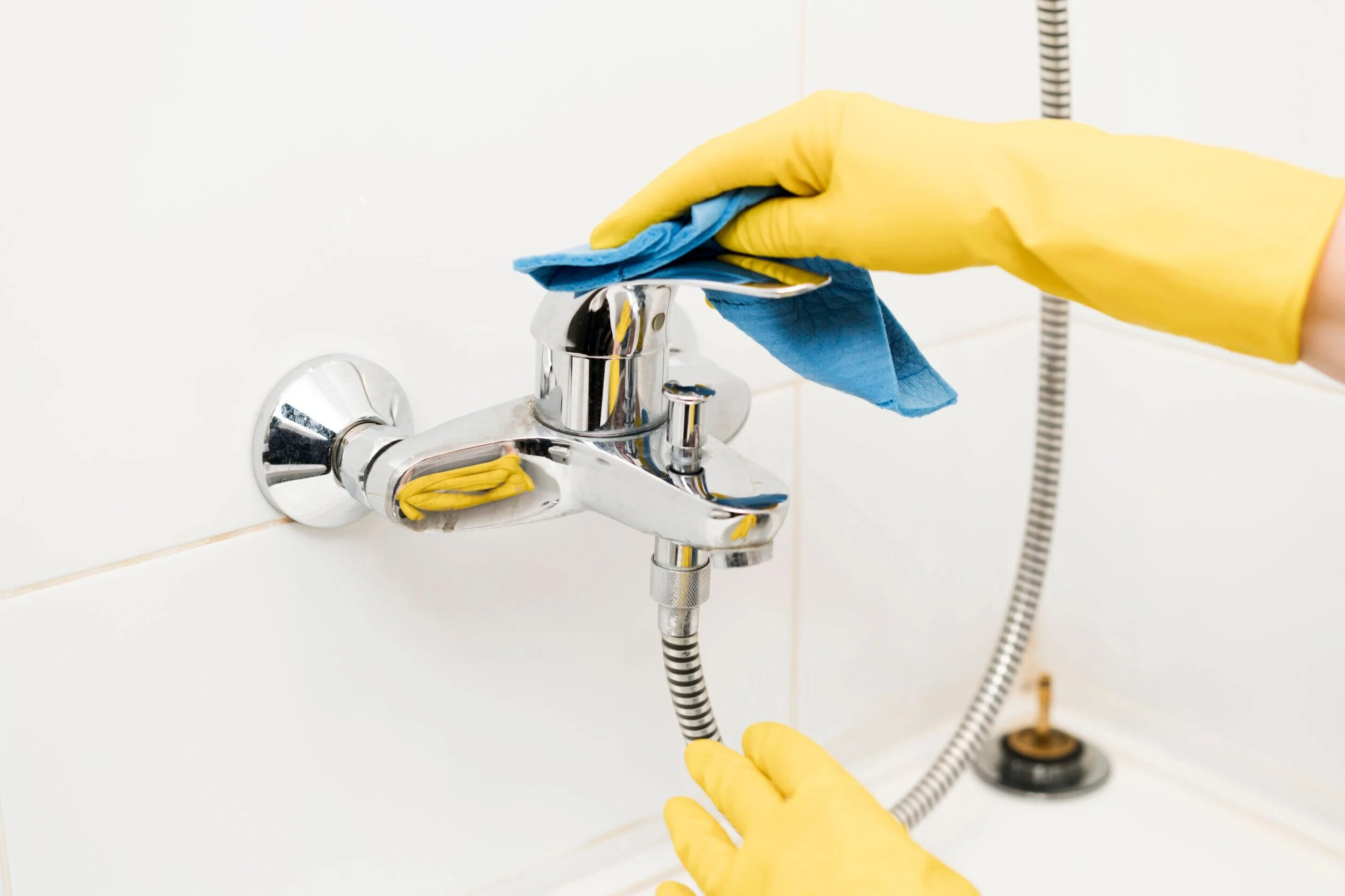 9 Adımda Banyo ve Duş Kabini Temizliği