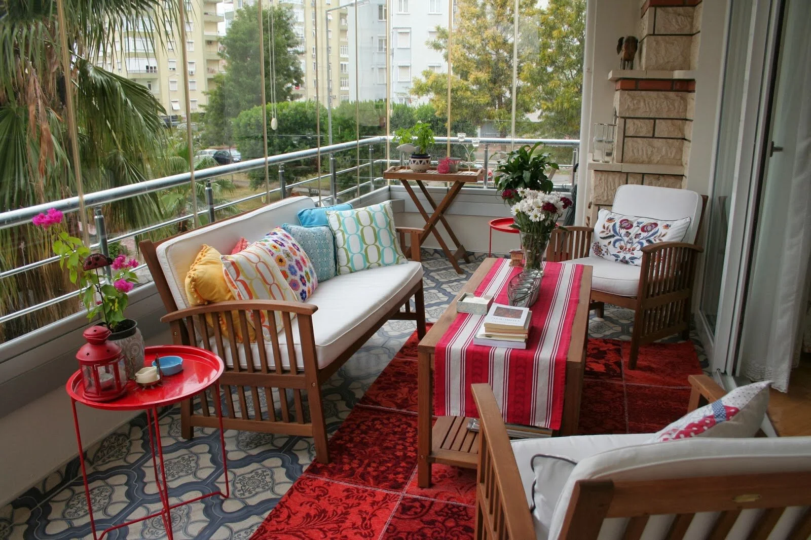 Cam Balkon Yaptirirken Dikkat Edilmesi Gerekenler Dekorasyon Onerileri Trendler Kendin Yap Fikirleri Armut Com Blog