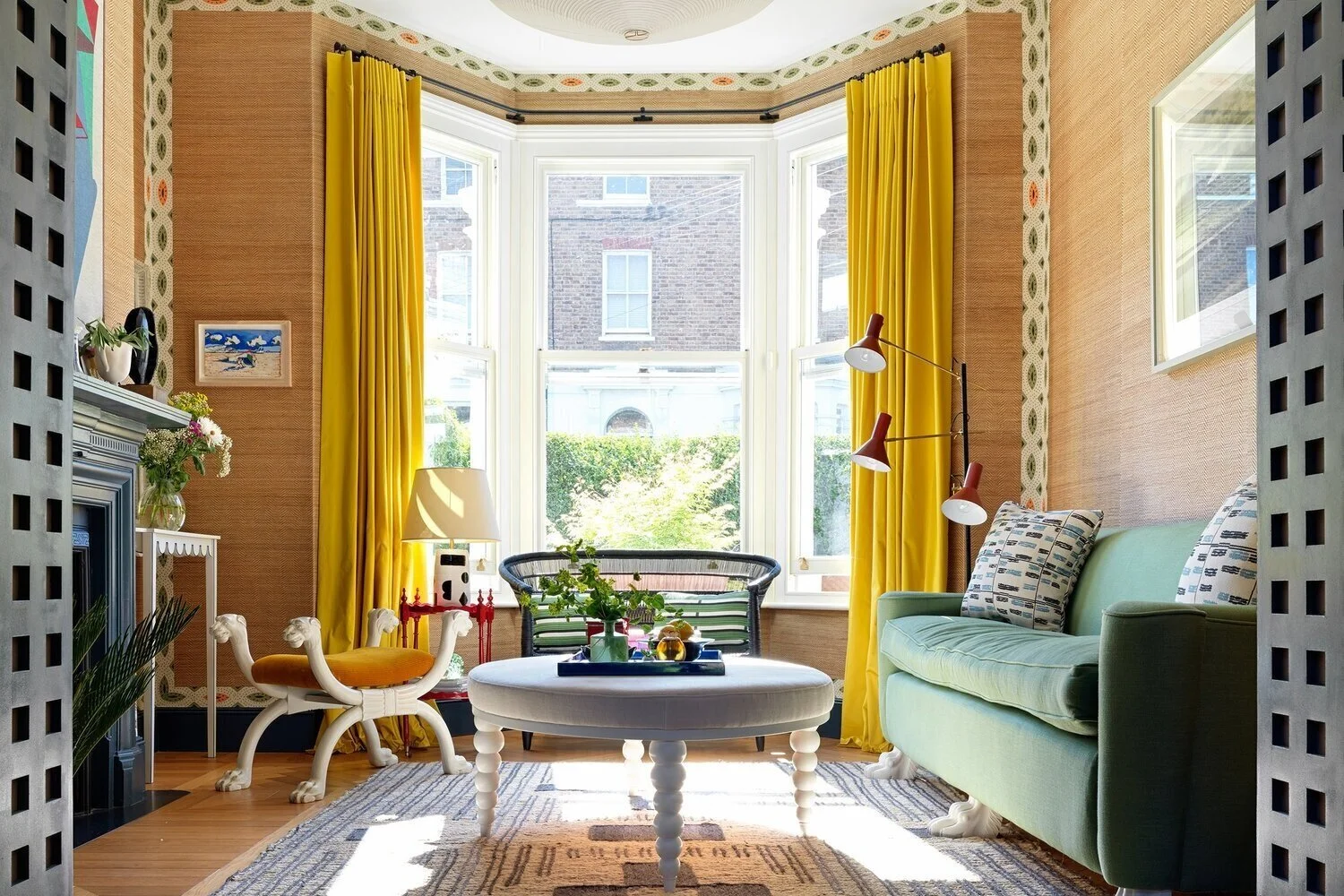 Londra'da Renkli Bir Eve Konuk Oluyoruz