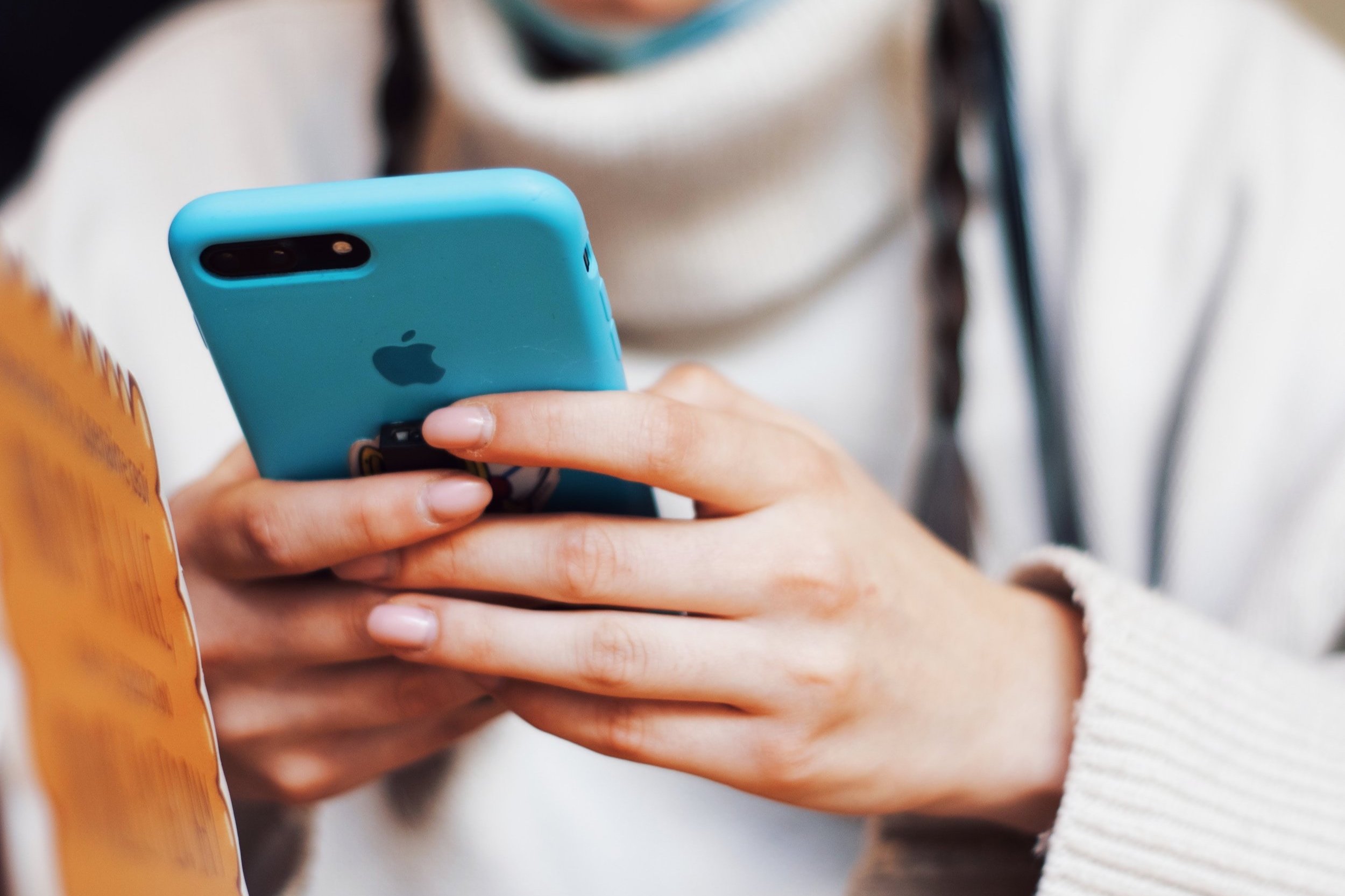 Telefon Kılıfı Nasıl Temizlenir?