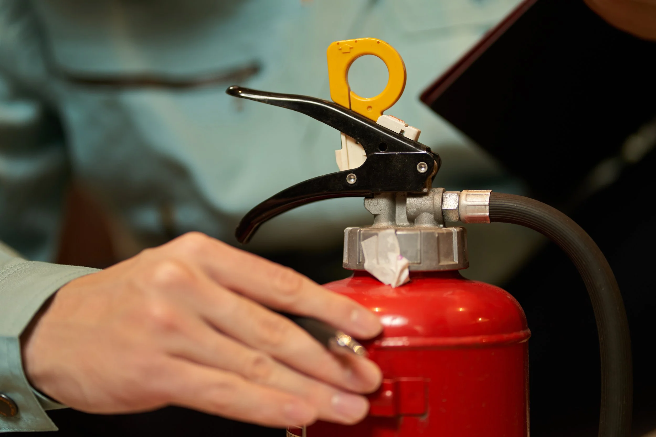 Yangın Tüpü Bakım ve Dolumu Hakkında Bilmeniz Gerekenler: Süreler, Yönetmelikler ve Güvenlik Rehberi&nbsp;