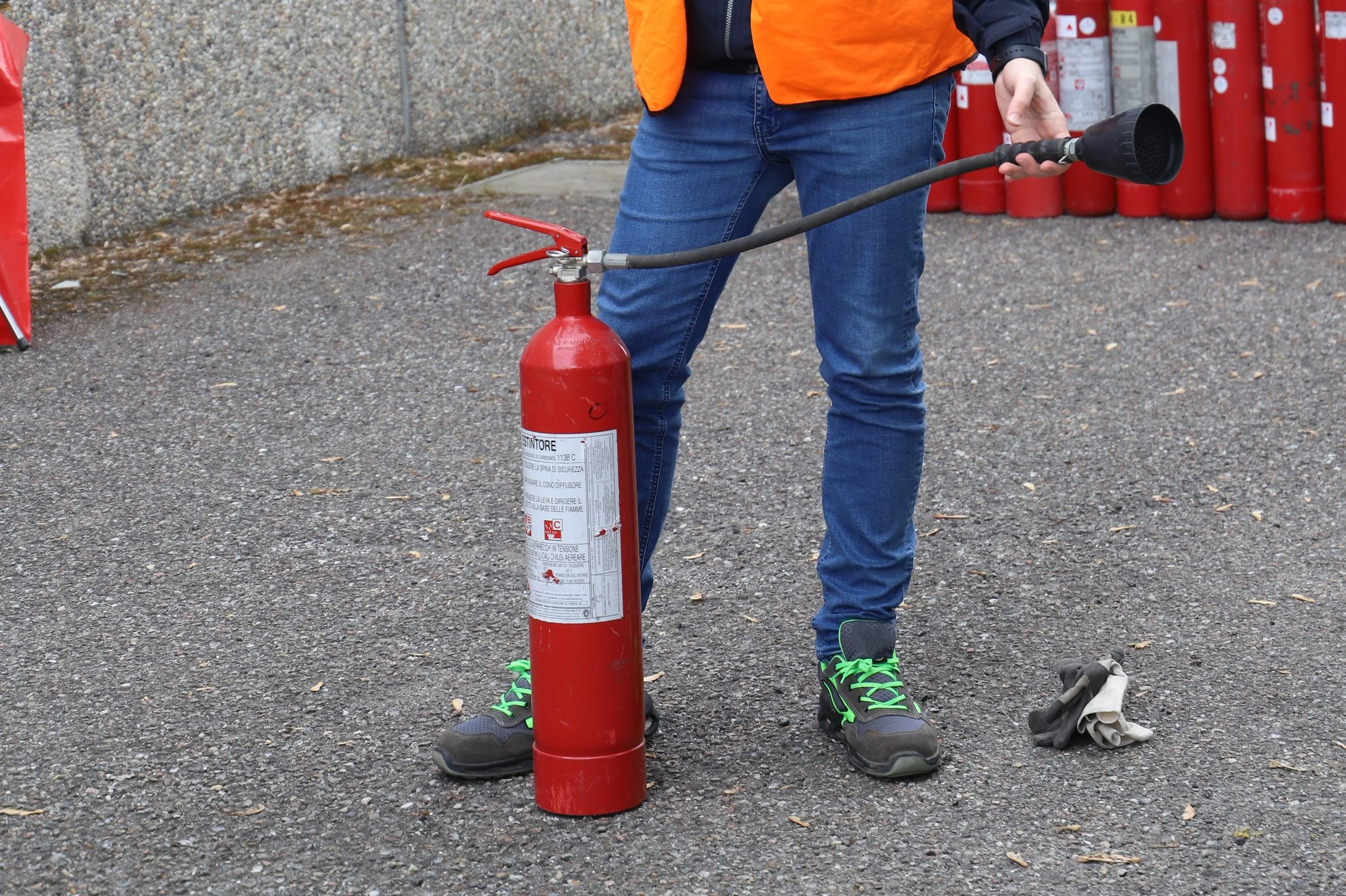 yangin-tupu-bakimi-hangi-yonetmeliklere-gore-yapilir