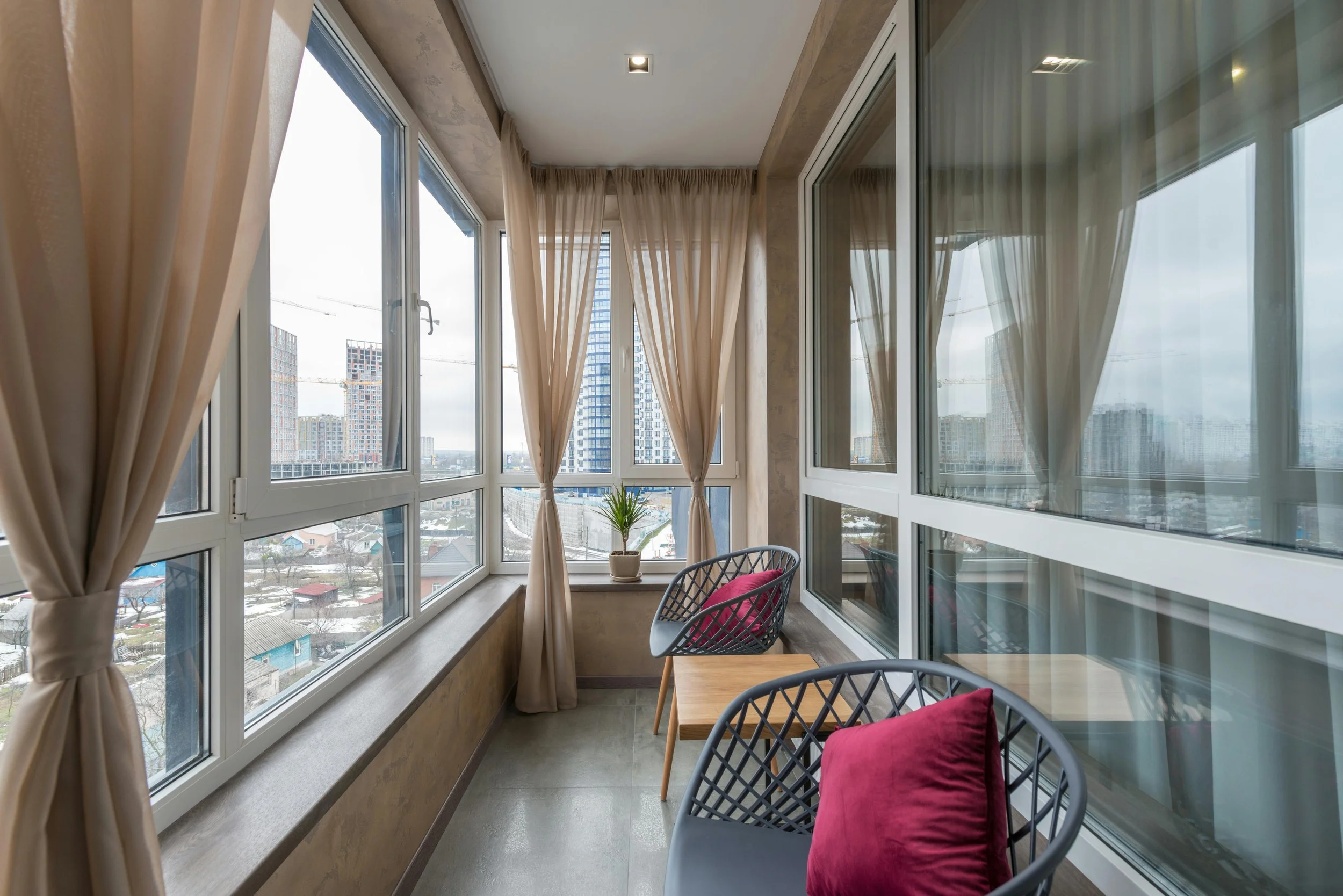 cam-balkon-perde-olcusu-nasil-alinir