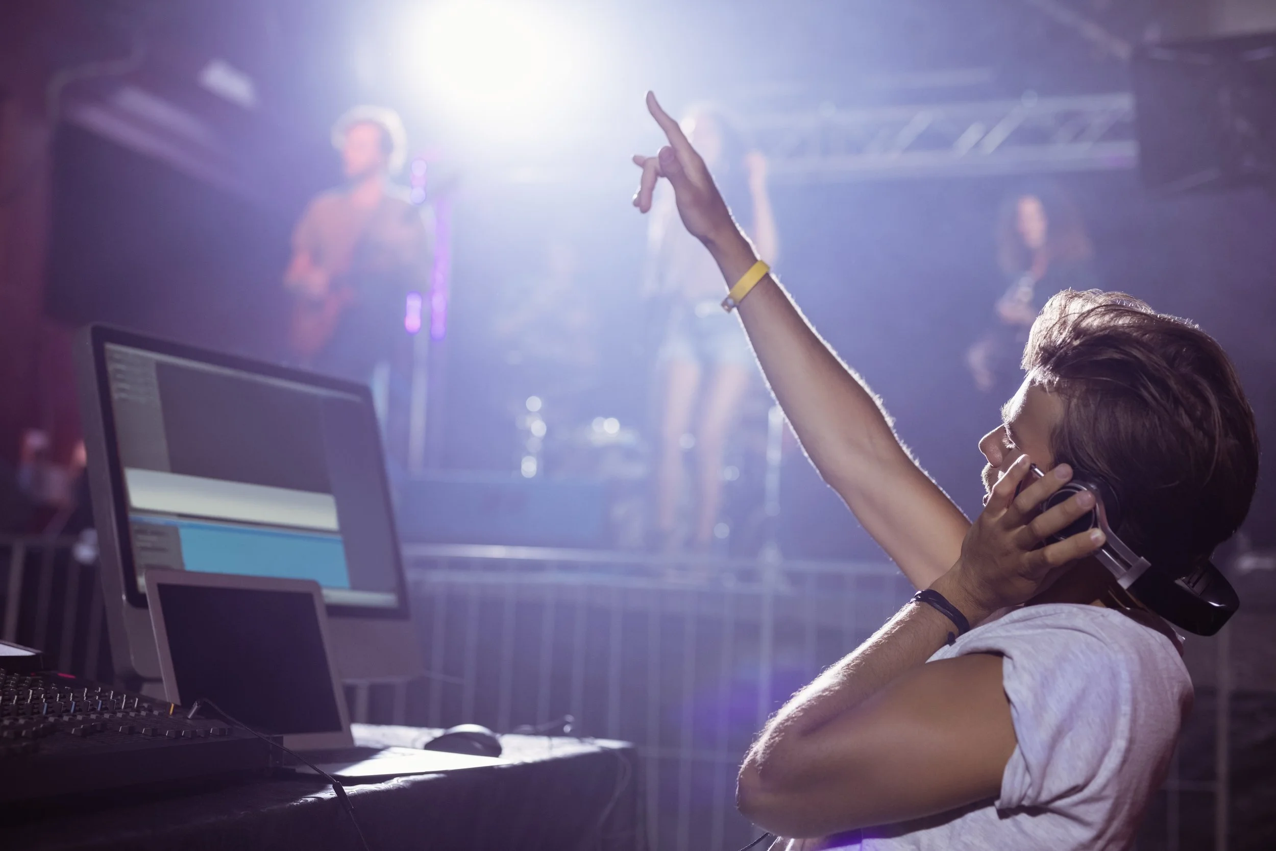 dj-etkinlik-yer-uyum-akustik