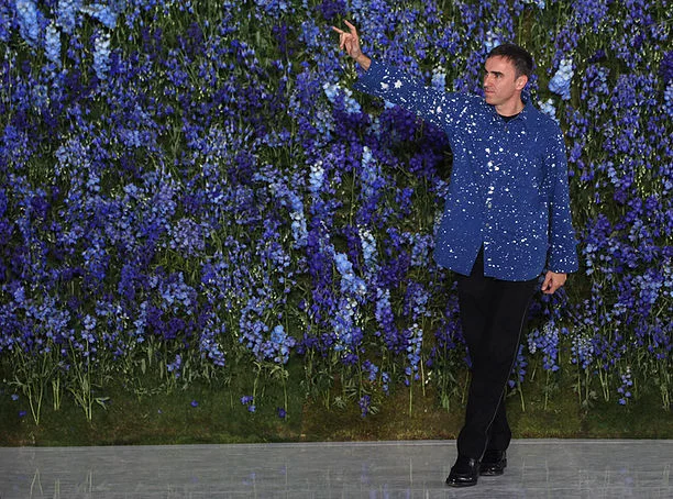 Raf Simons steps down from Dior peacefully