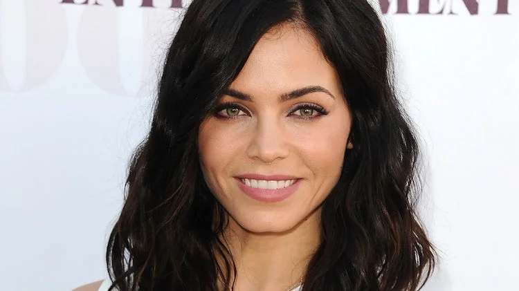 Jenna Dewan Tatum Had a Girls’ Night Pillow Fight