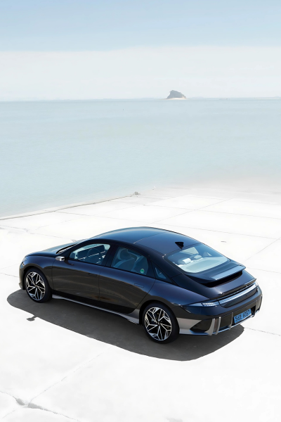 Exploring 3 Standout Electric Cars from Q1 2024: A Tesla Model 3 Comparison&nbsp;