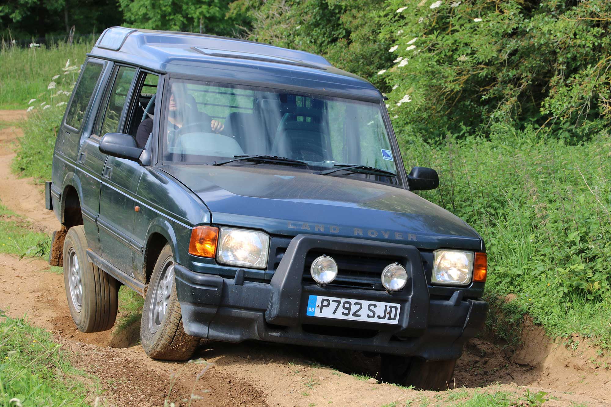 Купить ровер дискавери 2. Ленд Ровер Дискавери 1. Land Rover Discovery 1 300 TDI. Ленд Ровер Дискавери 2. Land Rover Discovery 2 2001.