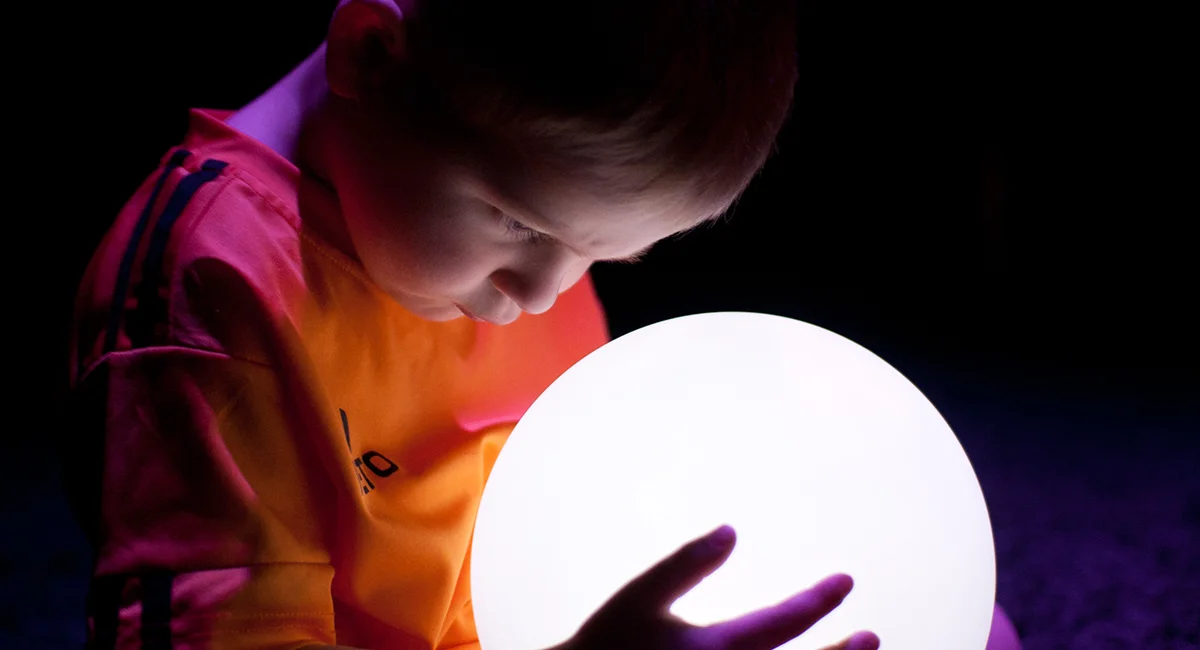 Circle by Imaginary Theatre, Photo by Luke Lickfold (2).jpg