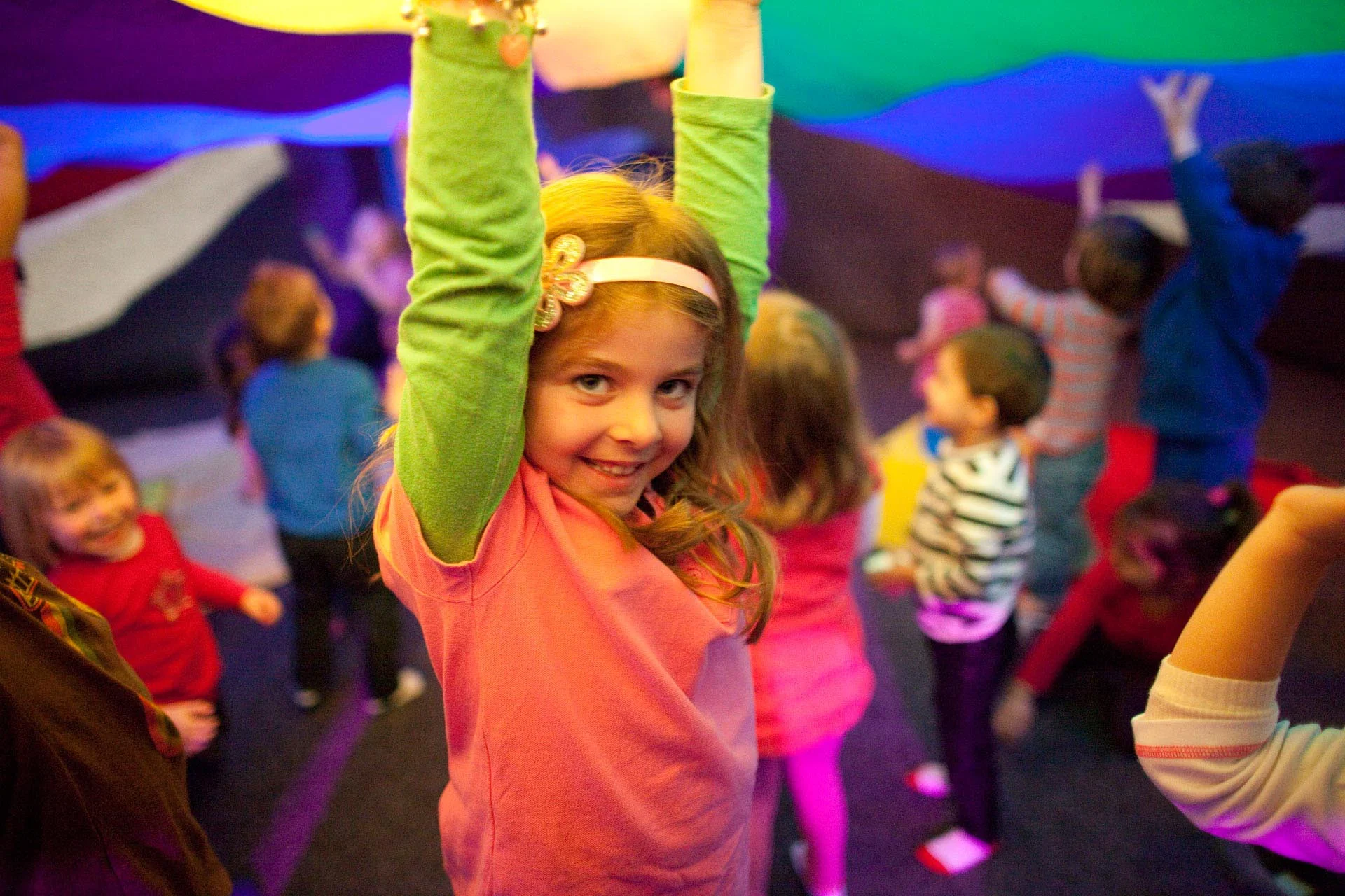 LOOK by Imaginary Theatre, Photo by Yan Chen.JPG