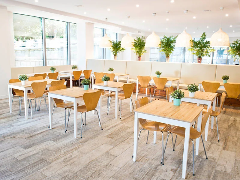 Restaurante Balú por Iscar Construcciones