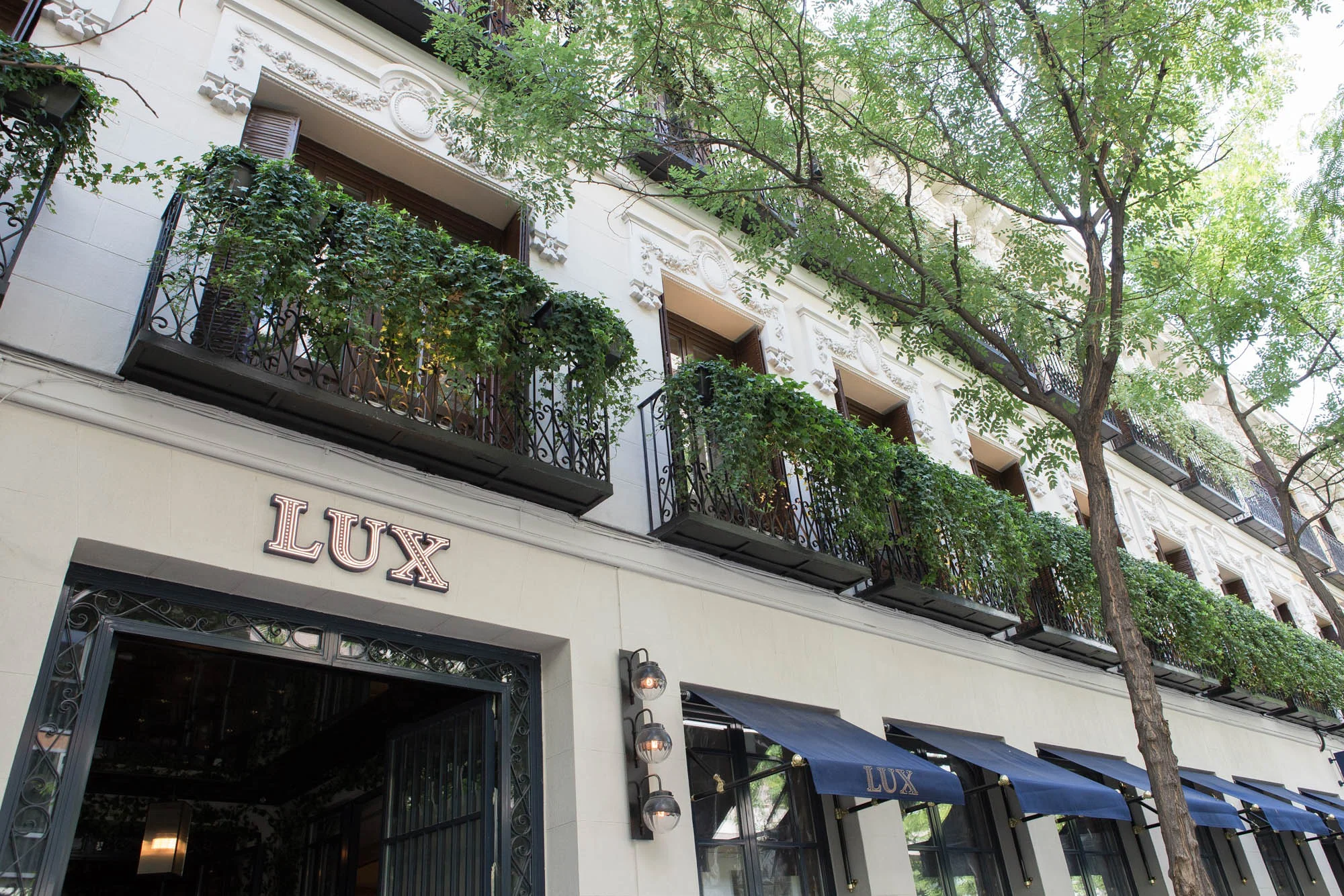 Lux Iscar-5.jpg