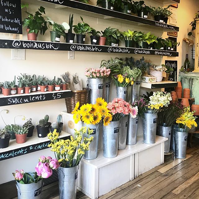 ... and then sometimes we wonder how reliable the #weather apps really are ๐๐ท๐ weโre stocked with an array of #beauty. stop in and say *hi*, weโre open til 5! enjoy this #gorgeous day!