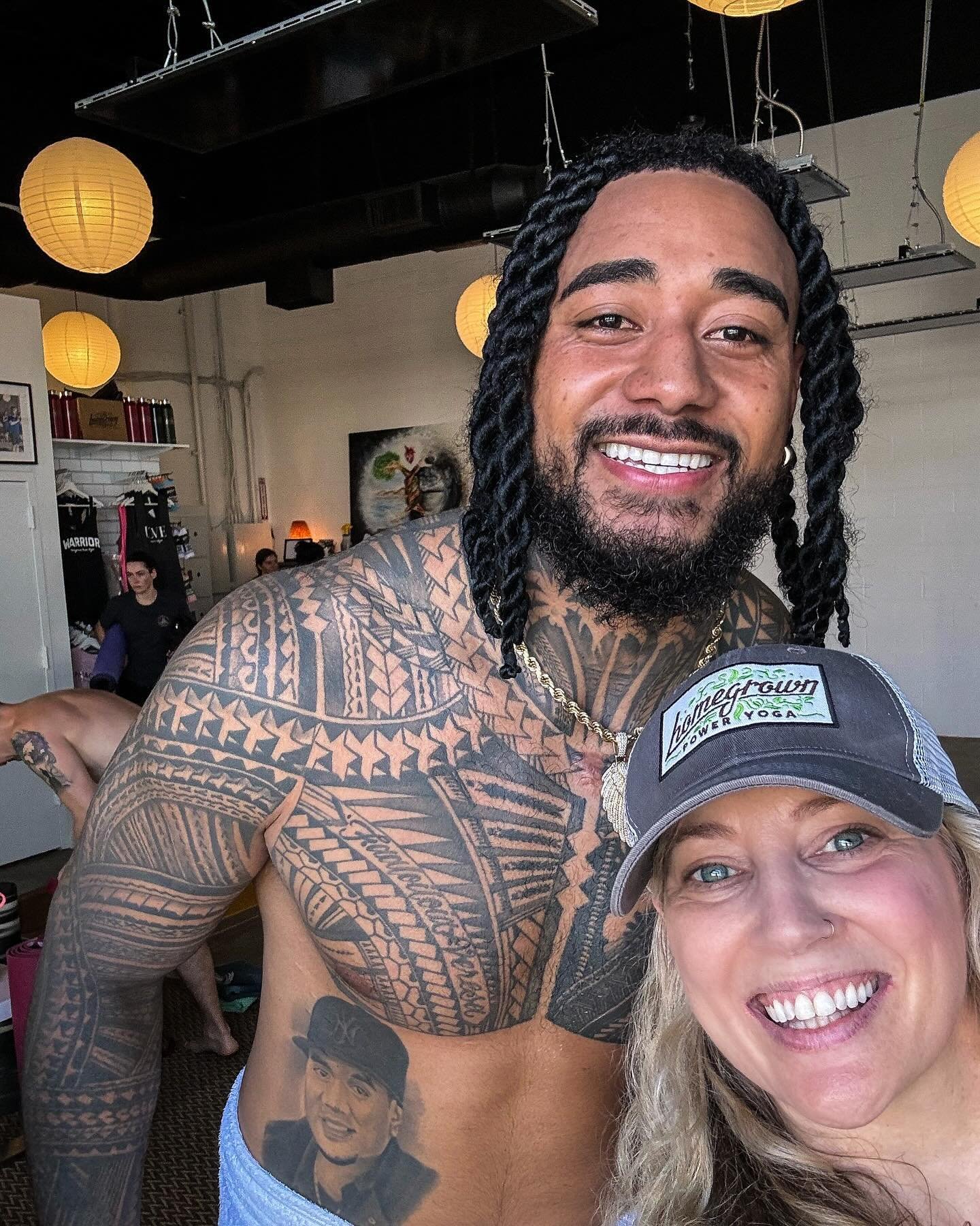 What a great Saturday morning 9am class! PowerFULL! 🫶🏽
@frankie_luvu51 great to see you here at HPY! 🏈 
Seeing the vision in action-a room full of amazing humans. 
The vision: 
🌟🕉️💚🌟💚🌟
&ldquo;To create a space where all will feel welcome, su