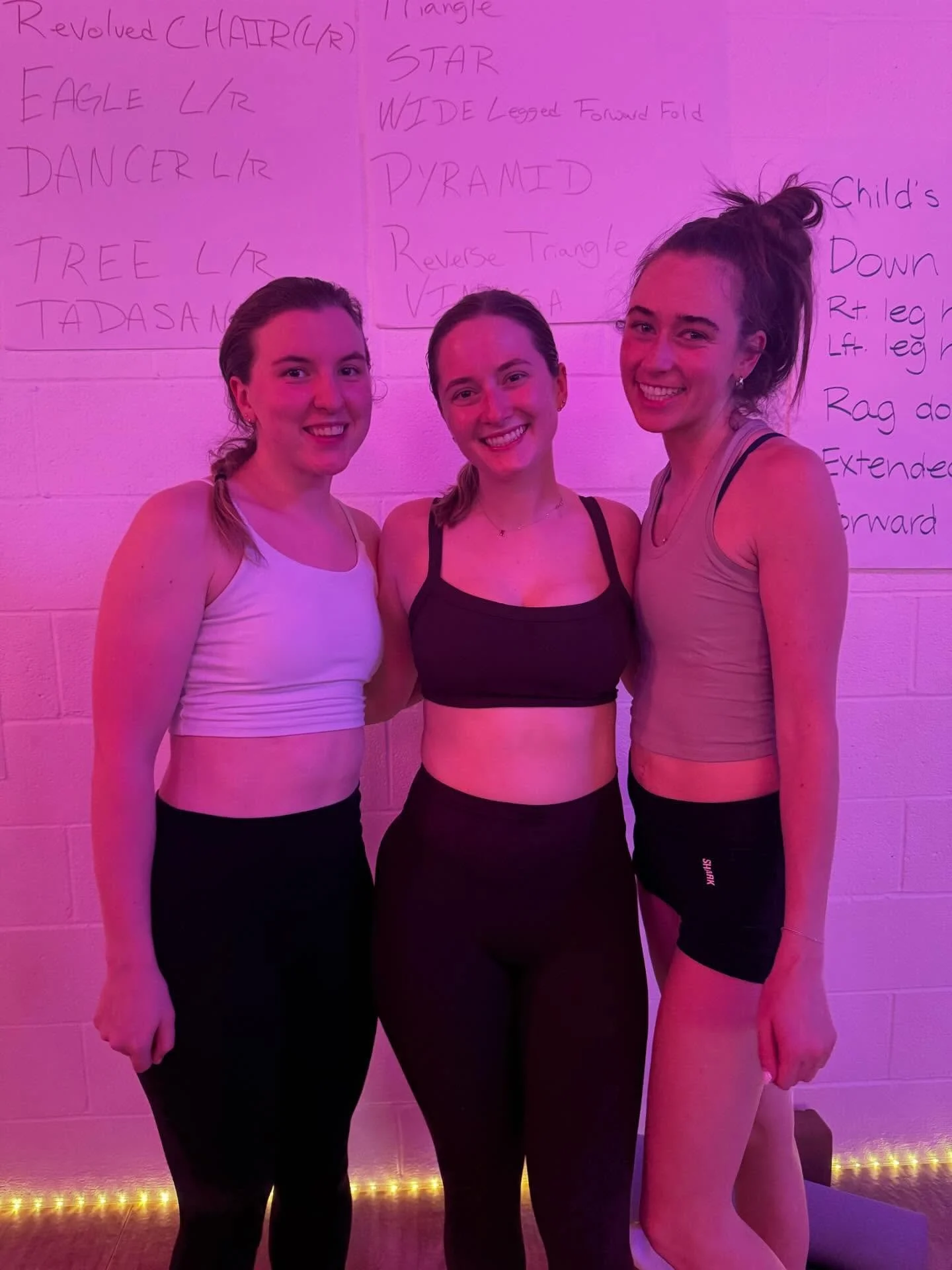 Every day is a good day to practice with friends 🙌💓 Tag a friend below that you want to meet on the mat ⤵️