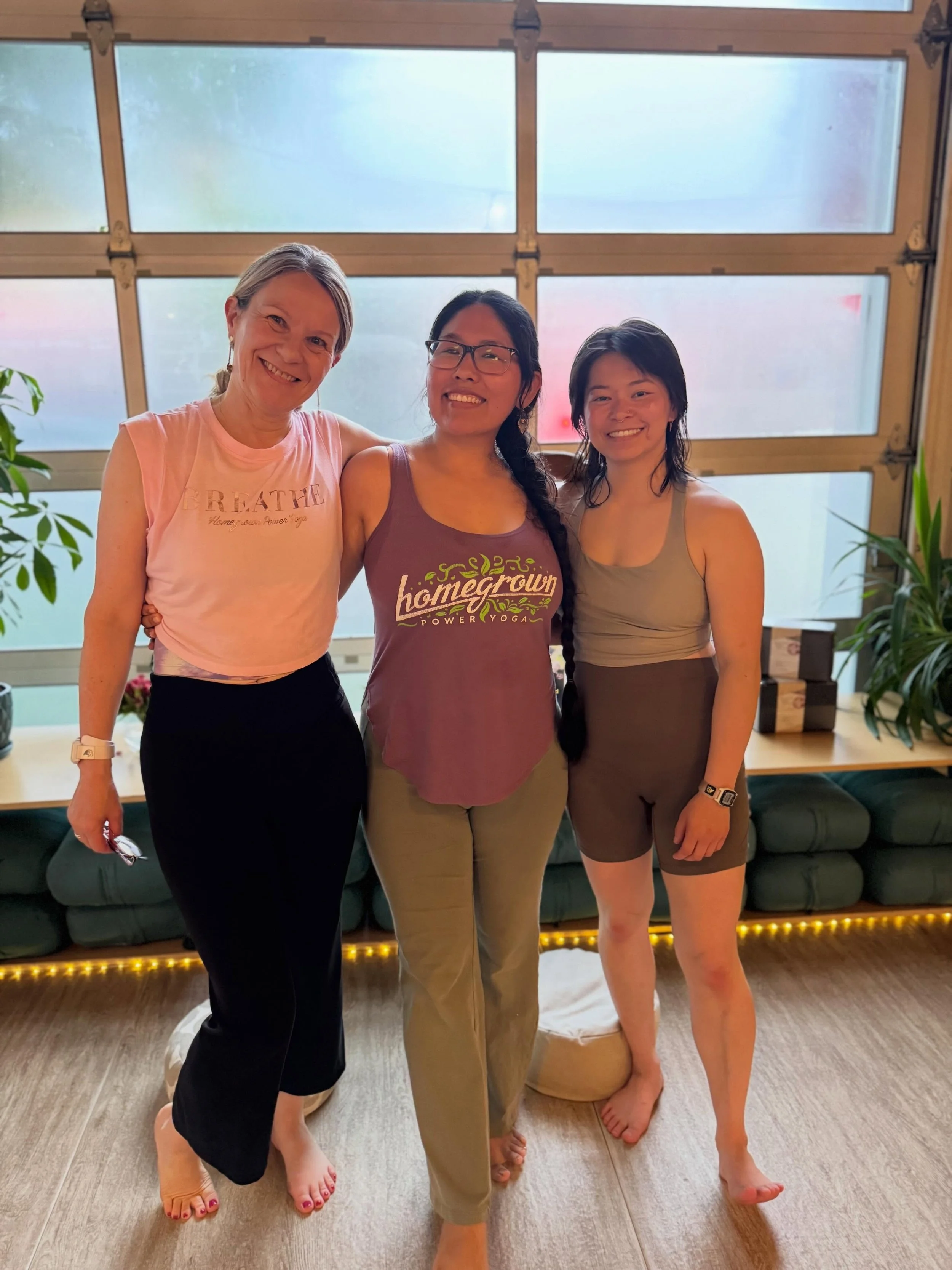 HUGE congratulations to Jhosselin for leading her very first community class 🌟🤩💚🎉 Jhosselin recently graduated from our YTT 🙌 We are so proud of you! 💚💗💕