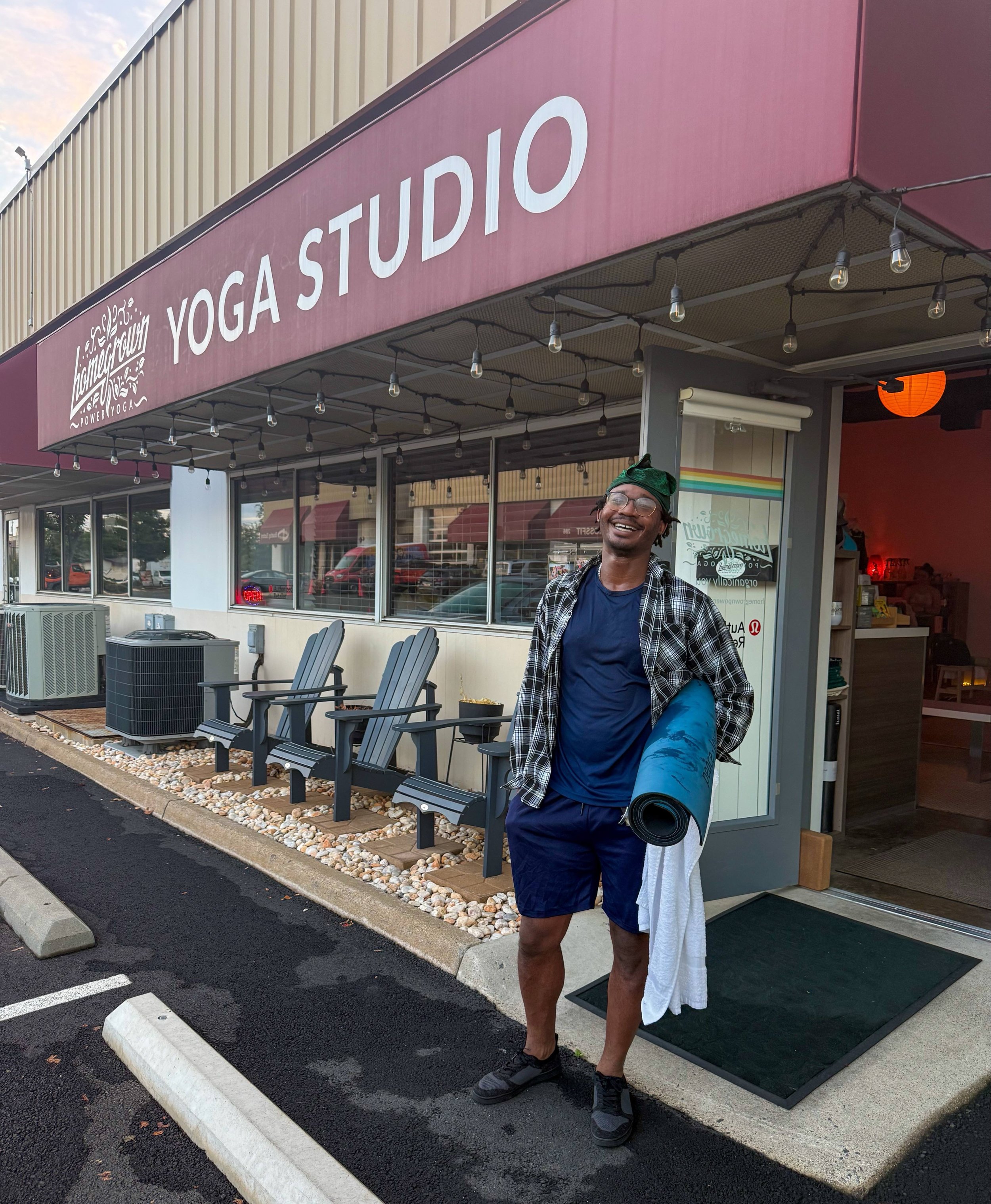 Early morning class, Steven says is the best way to wake up! 

☀️🧘🏾💚🕉️🧘🏽&zwj;♀️💚☀️