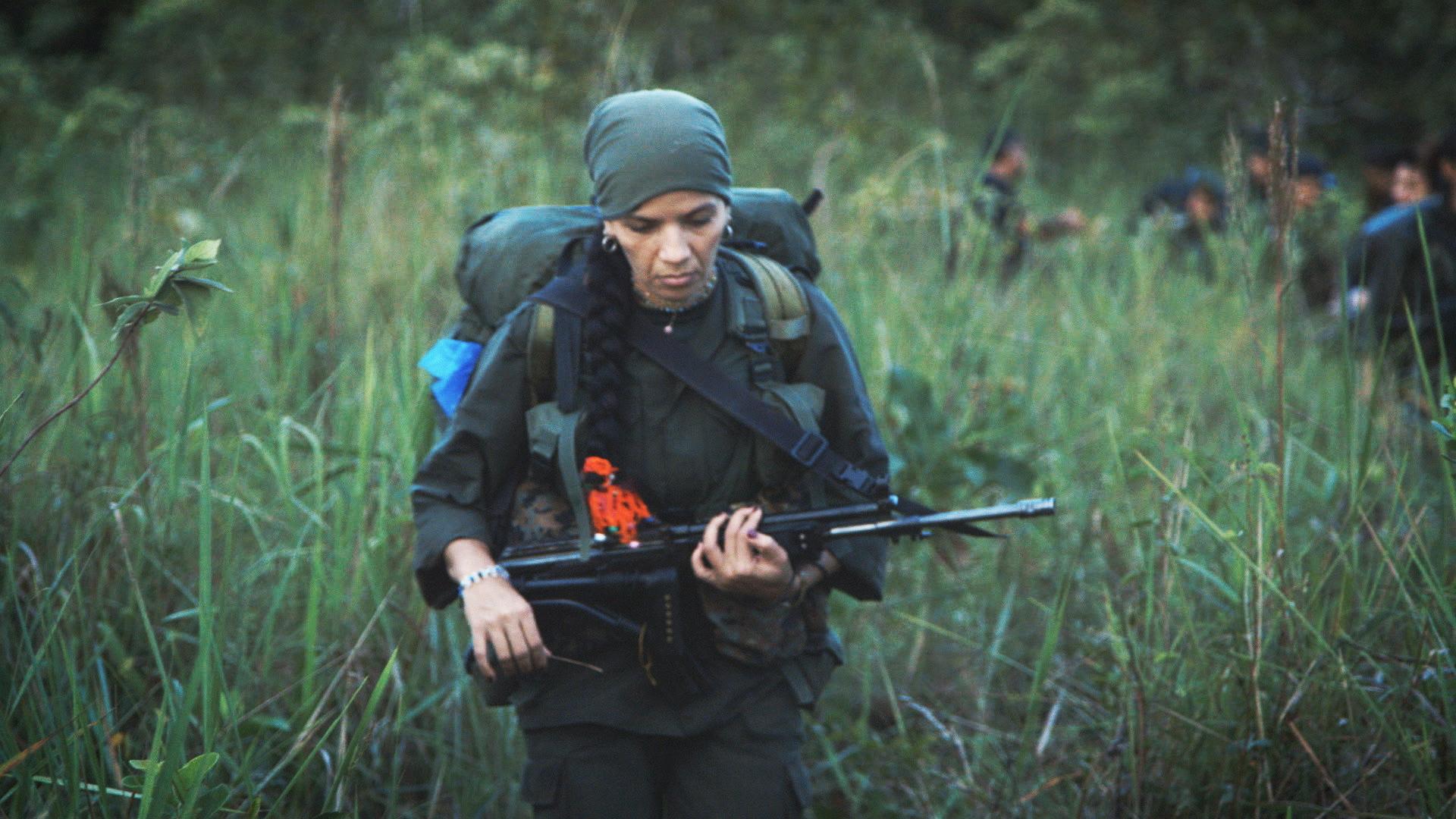 WOMAN - PAKISTAN ON THE FRONTLINES