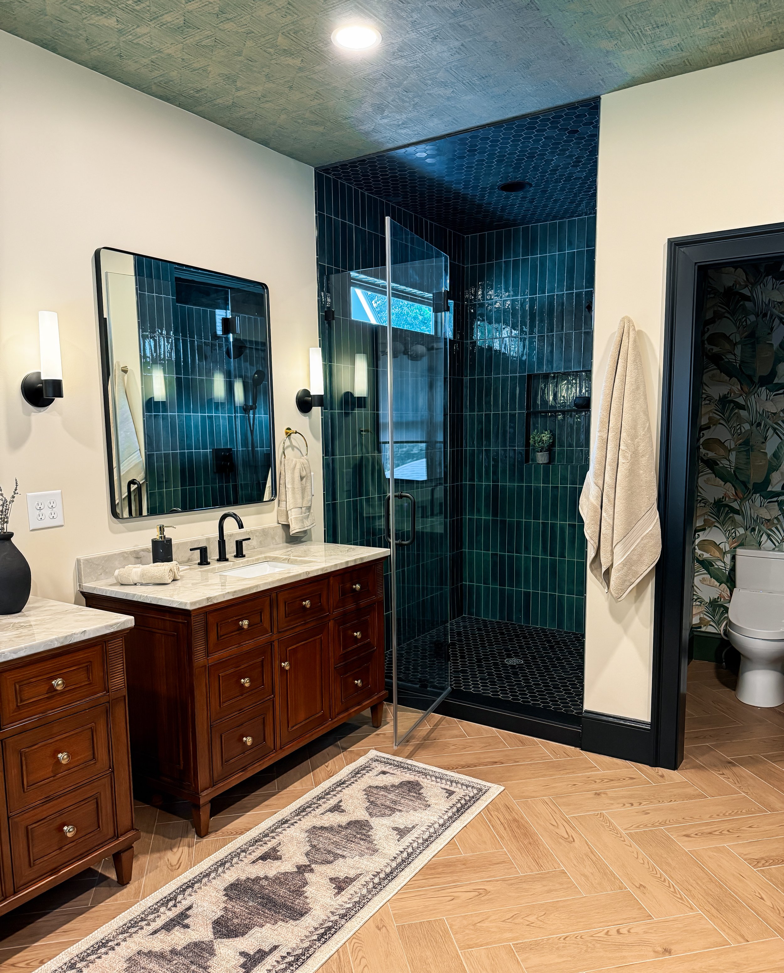 Modern bath in Oakhurst, GA