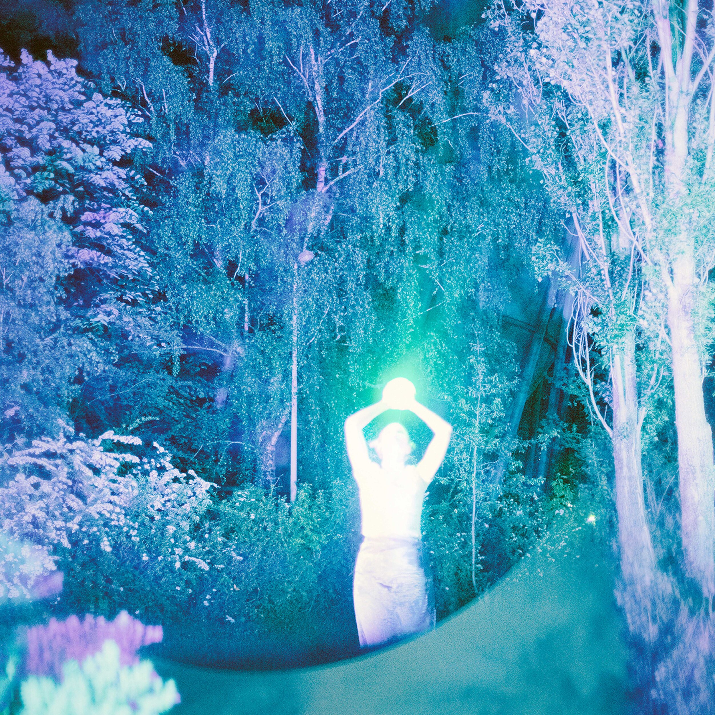 GrowingPains_DigitalCover_Tuvaband.jpg
